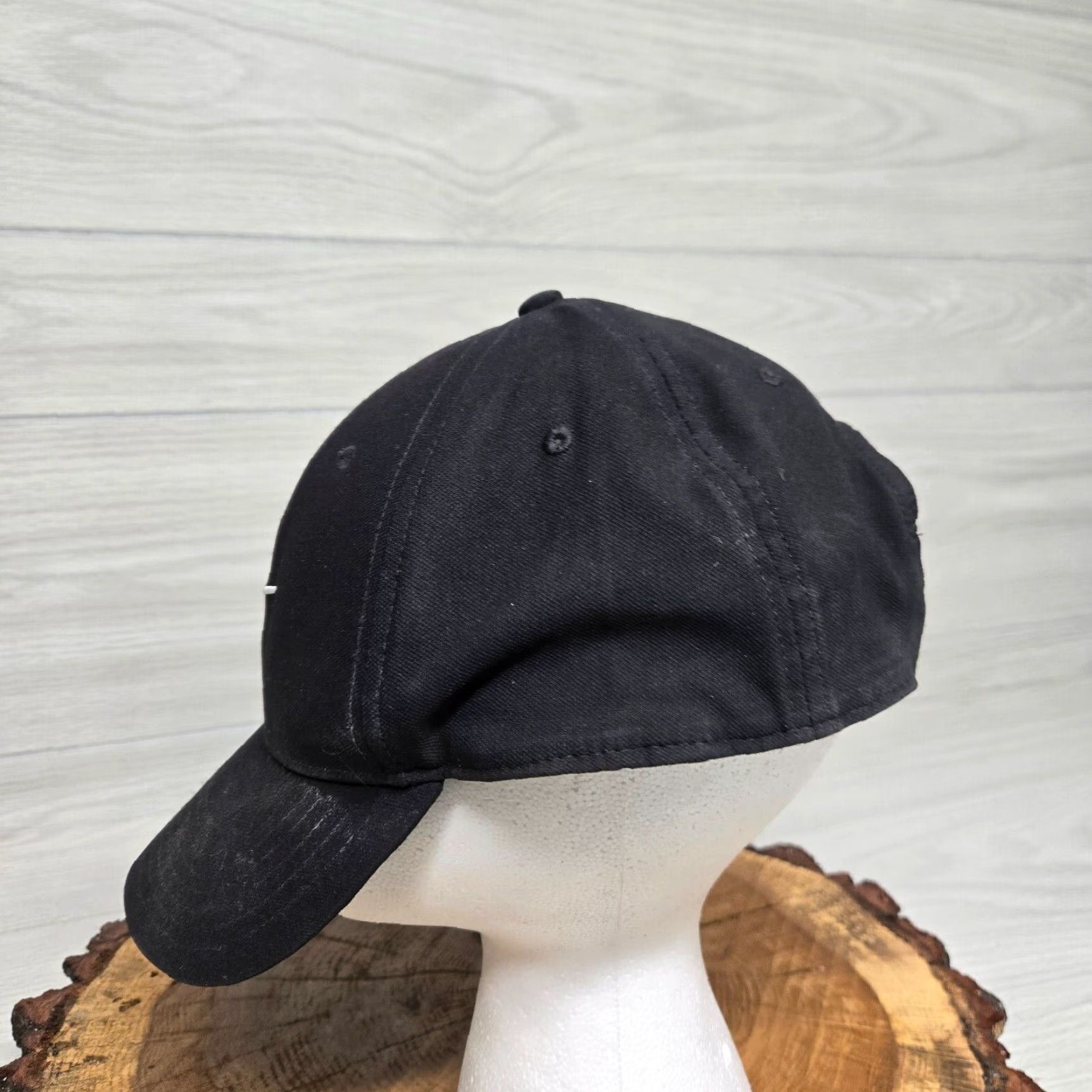 Nike Nike Hat Cap One Size Adjustable Black White Swoosh Golf Tennis Running Dri-Fit Mens Sports Baseball Cap Size ONE SIZE - 4 Thumbnail
