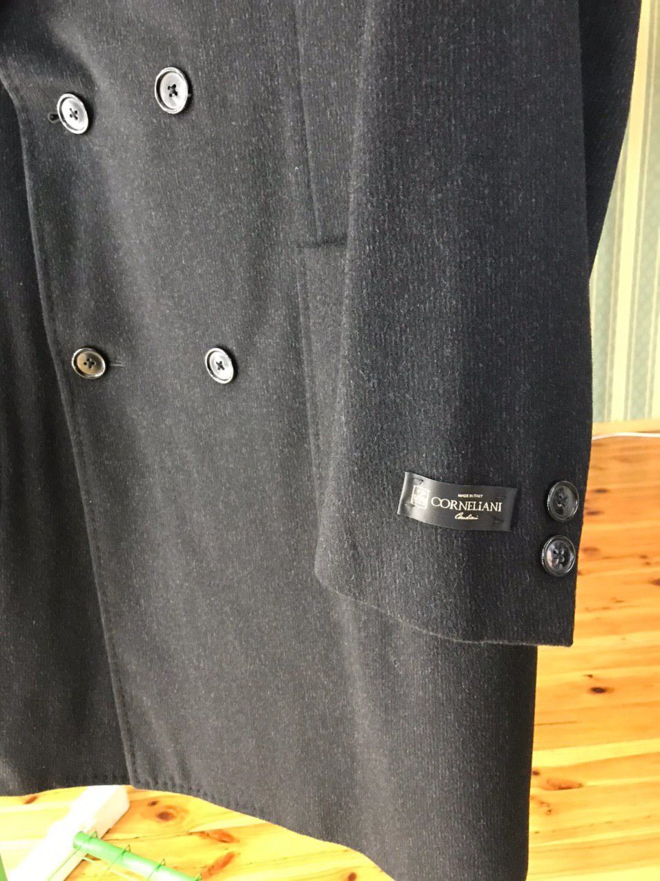 Corneliani Corneliani 10/10 condition 52-54 XL Size US L / EU 52-54 / 3 - 3 Thumbnail