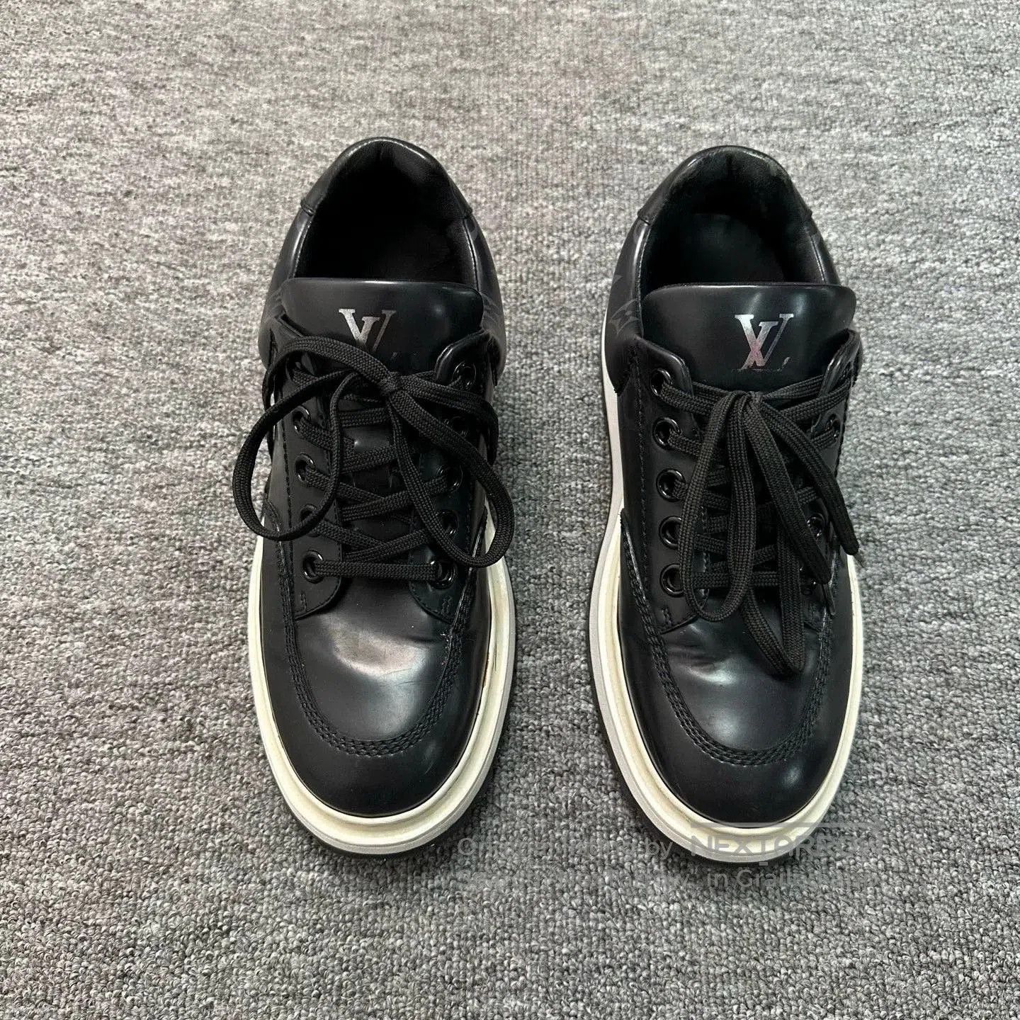 Louis Vuitton louis vuitton black gradient sneakers size 39.5. Size US 8.5 / EU 41-42 - 2 Thumbnail