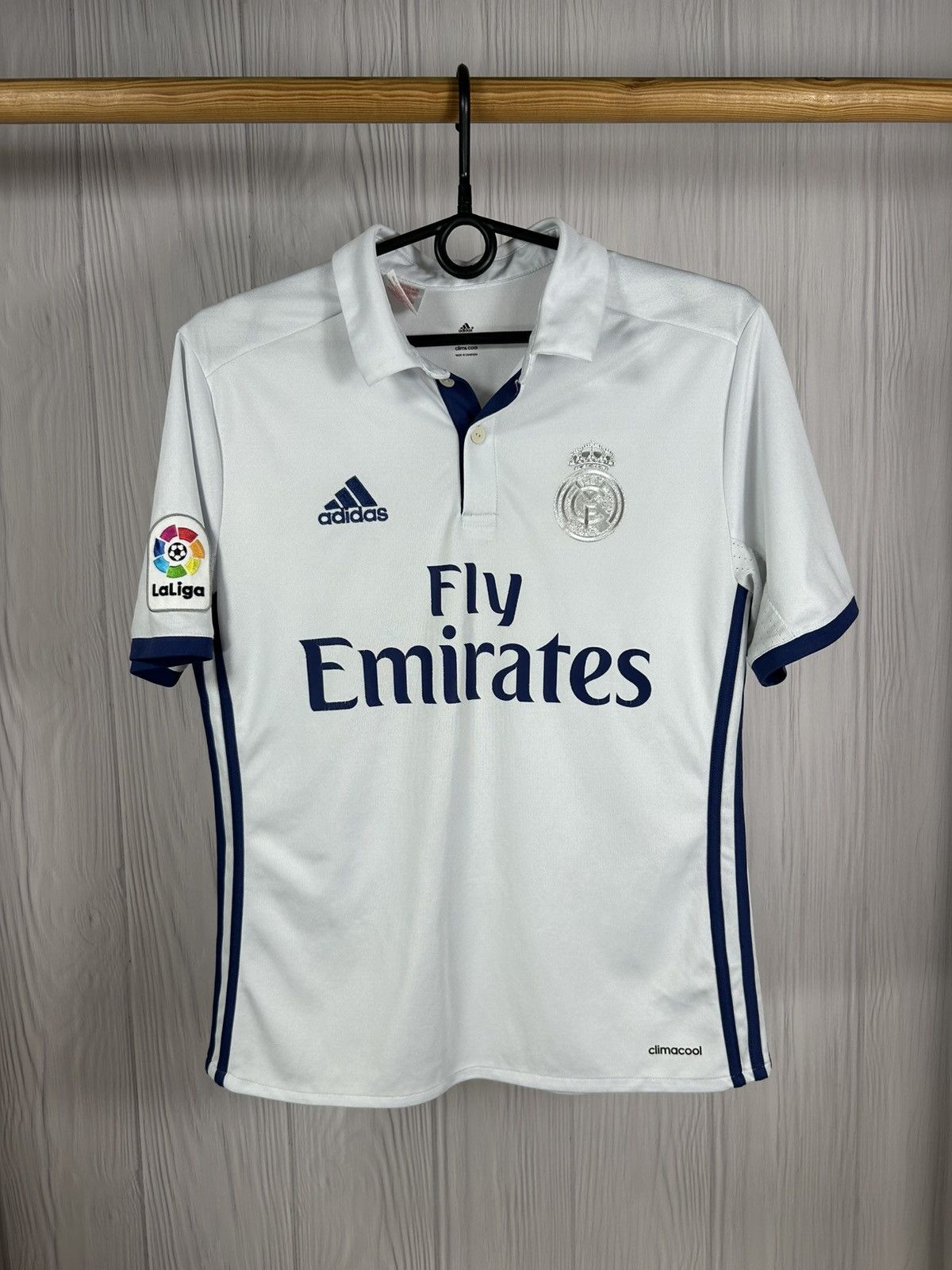Adidas Boys Real Madrid Adidas 2016 Soccer Jersey Size 13-14Y Size US L / EU 52-54 / 3 - 1 Thumbnail