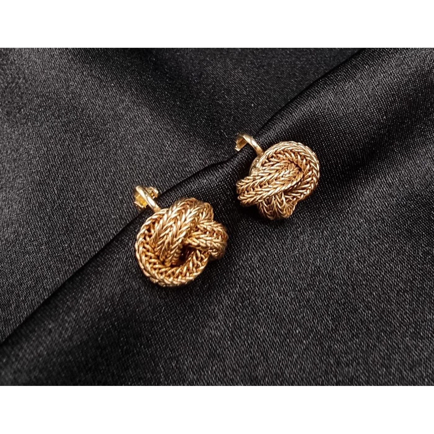 Vintage Vintage Grosse 1960s Knot Clip-On Earrings Gold Tone Stateme Size ONE SIZE - 1 Thumbnail