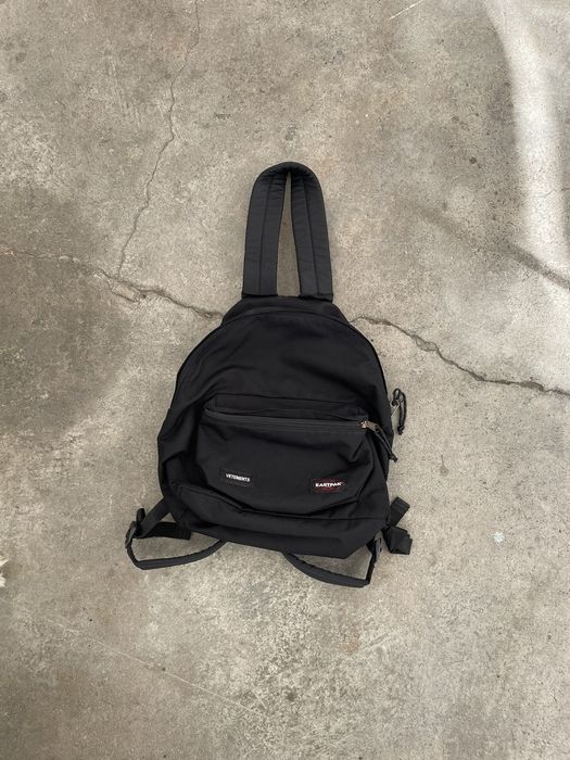 Eastpak vetements hotsell