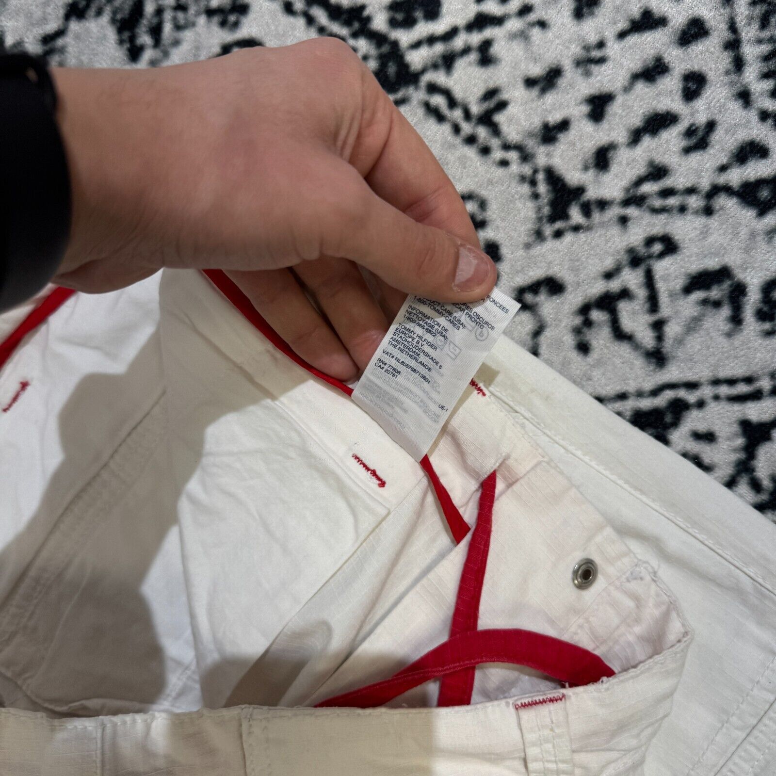 Tommy Hilfiger × Vintage Vintage Tommy Hilfiger Unisex White Cotton Size W38 90s Size US 38 / EU 54 - 10 Thumbnail