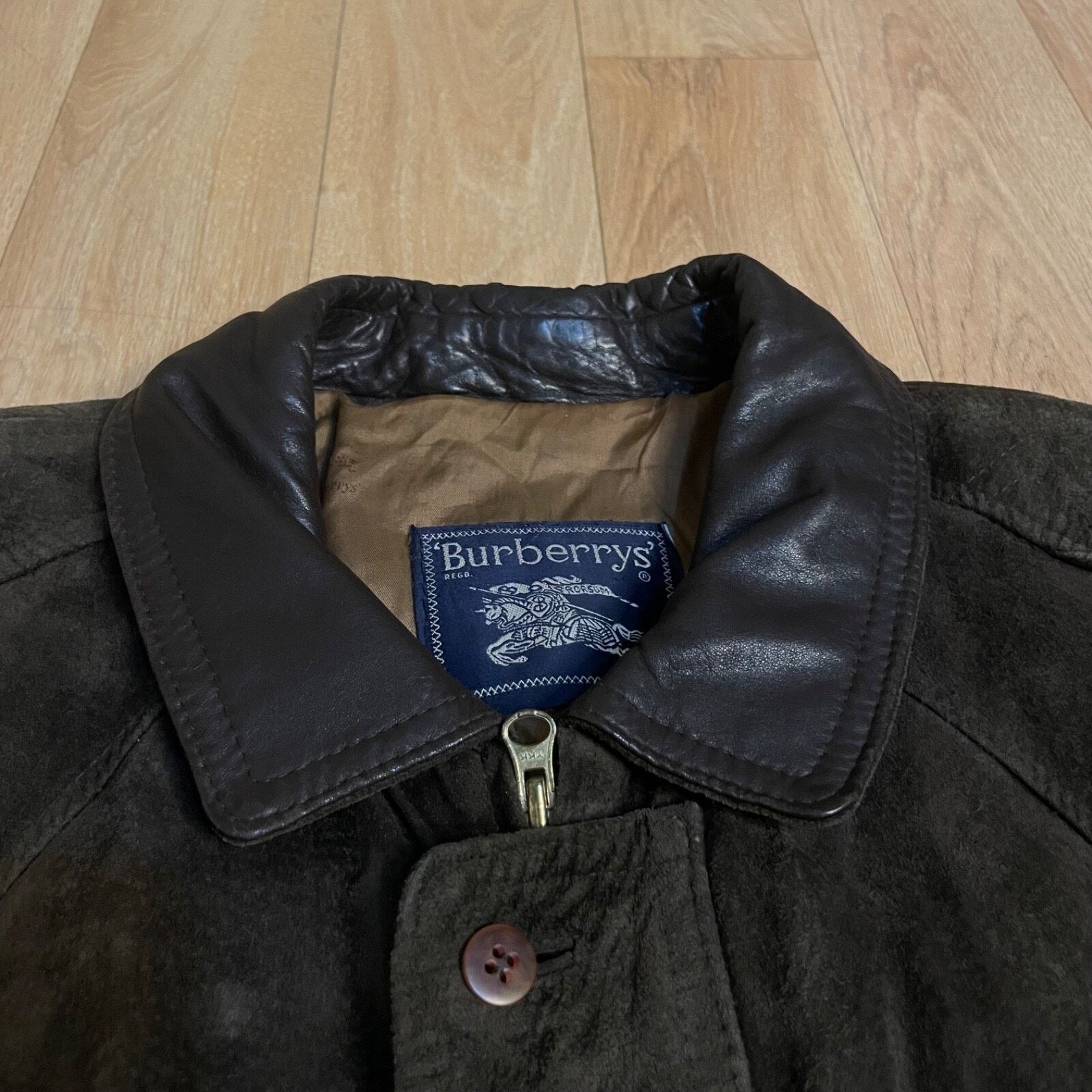 Burberry Vintage BURBERRY's Bomber Jacket SUEDE LEATHER green olive Size US L / EU 52-54 / 3 - 3 Thumbnail