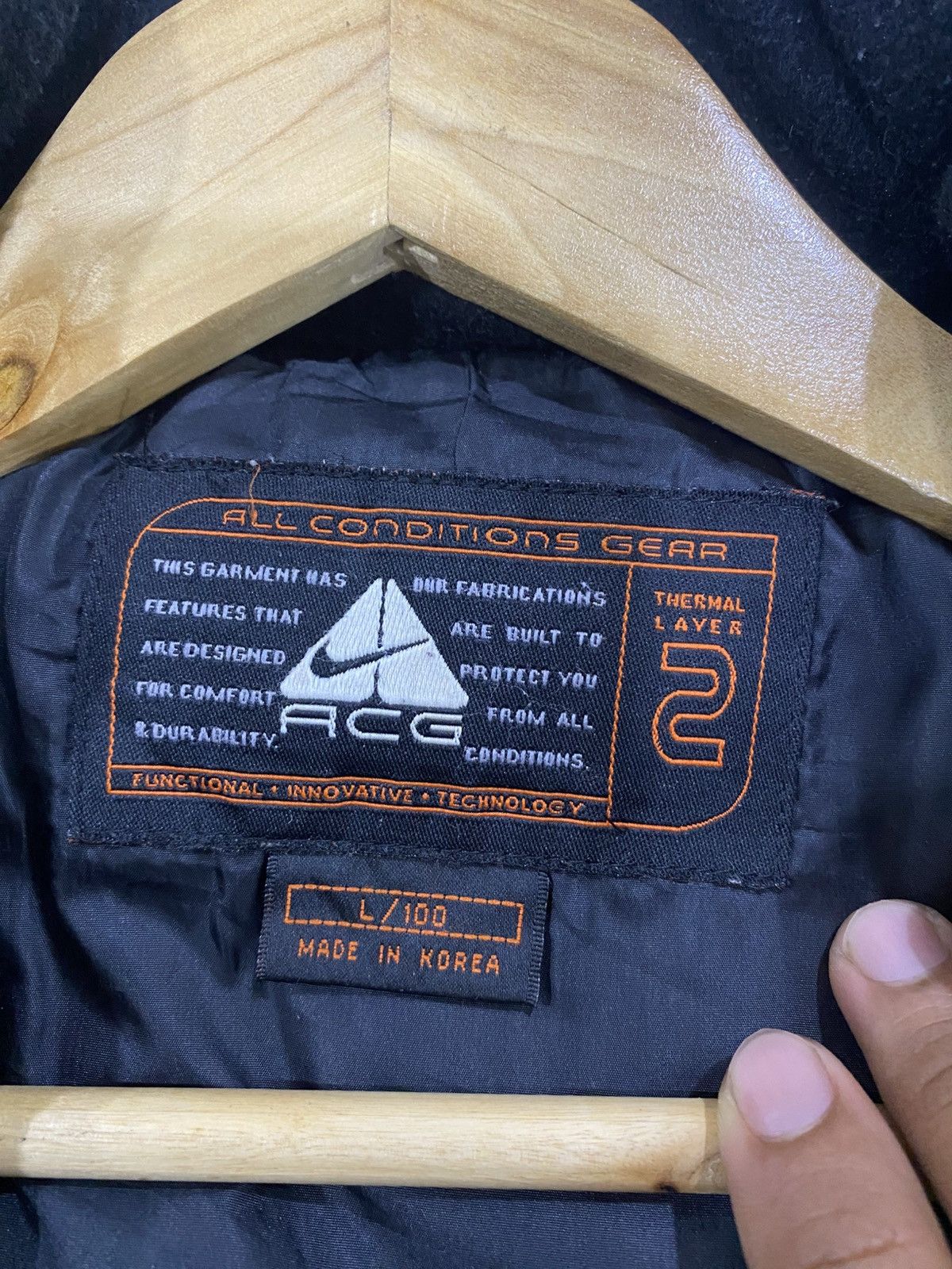 Nike ACG Vintage Nike Acg Puffer Jacket Size US L / EU 52-54 / 3 - 14 Thumbnail