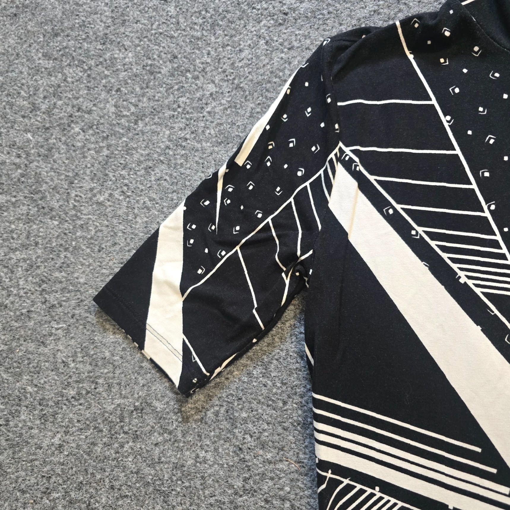 Ralph Lauren Lauren Ralph Lauren Top Womens Medium Petite Black Abstract Turtleneck Casual Size M / US 6-8 / IT 42-44 - 3 Thumbnail