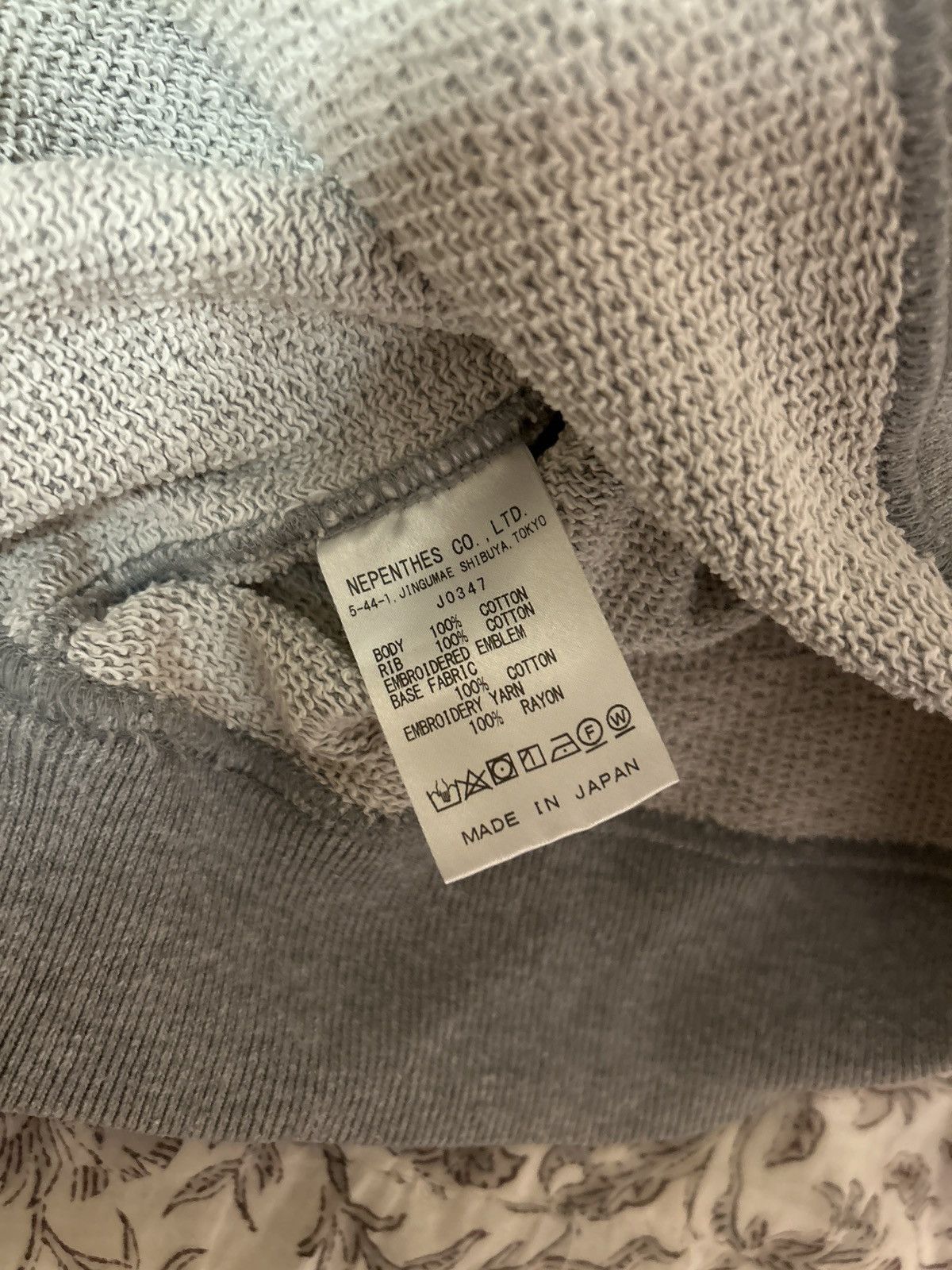 Needles Needles Grey Crewneck Patched Logo Size XL Size US XL / EU 56 / 4 - 4 Thumbnail