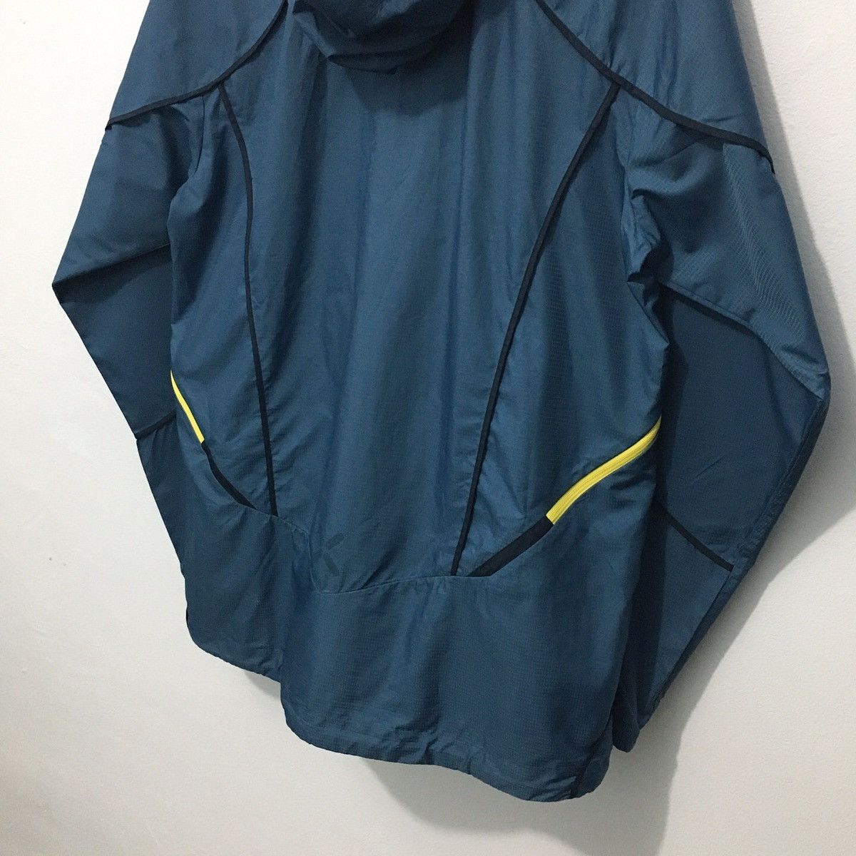 Nike 💥SOLD💥 Nike Swoosh Clima-Fit Jacket Y2k Size US M / EU 48-50 / 2 - 9 Thumbnail