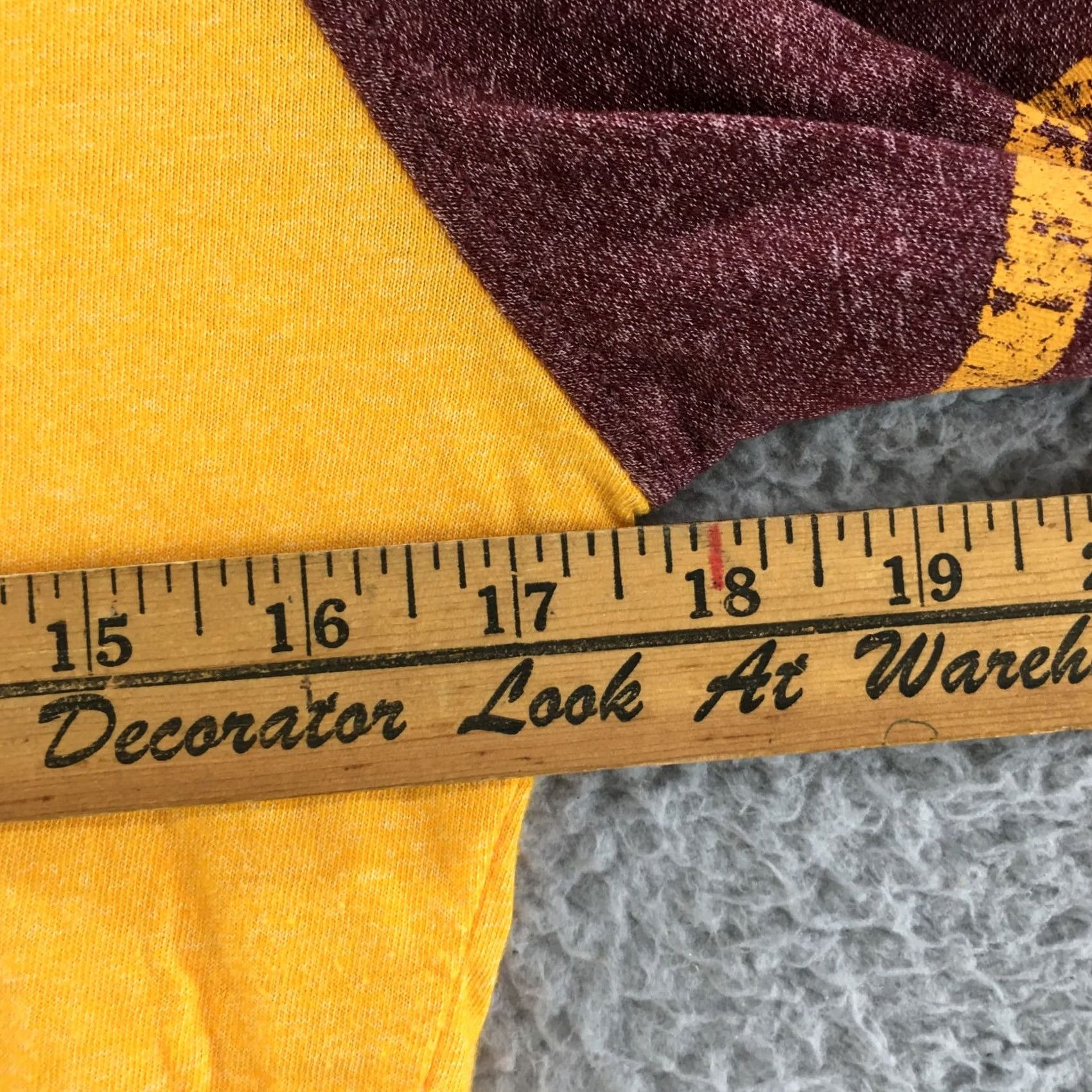 Champion Champion Minnesota Golden Gophers Raglan Tee Tshirt Womens M Yellow Maroon Size M / US 6-8 / IT 42-44 - 4 Thumbnail