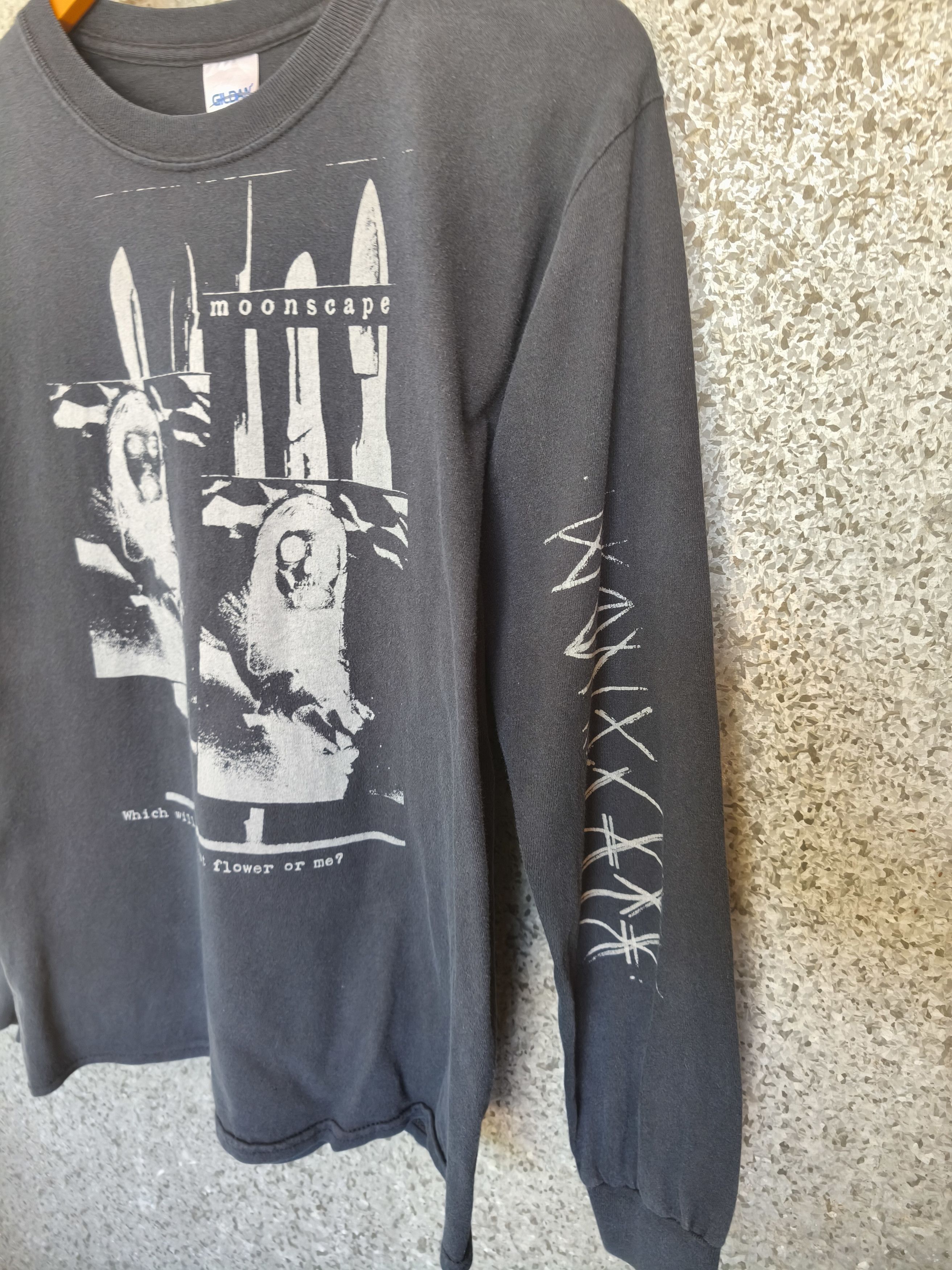 Band Tees Moonscape t shirt long sleeve Size US S / EU 44-46 / 1 - 3 Thumbnail