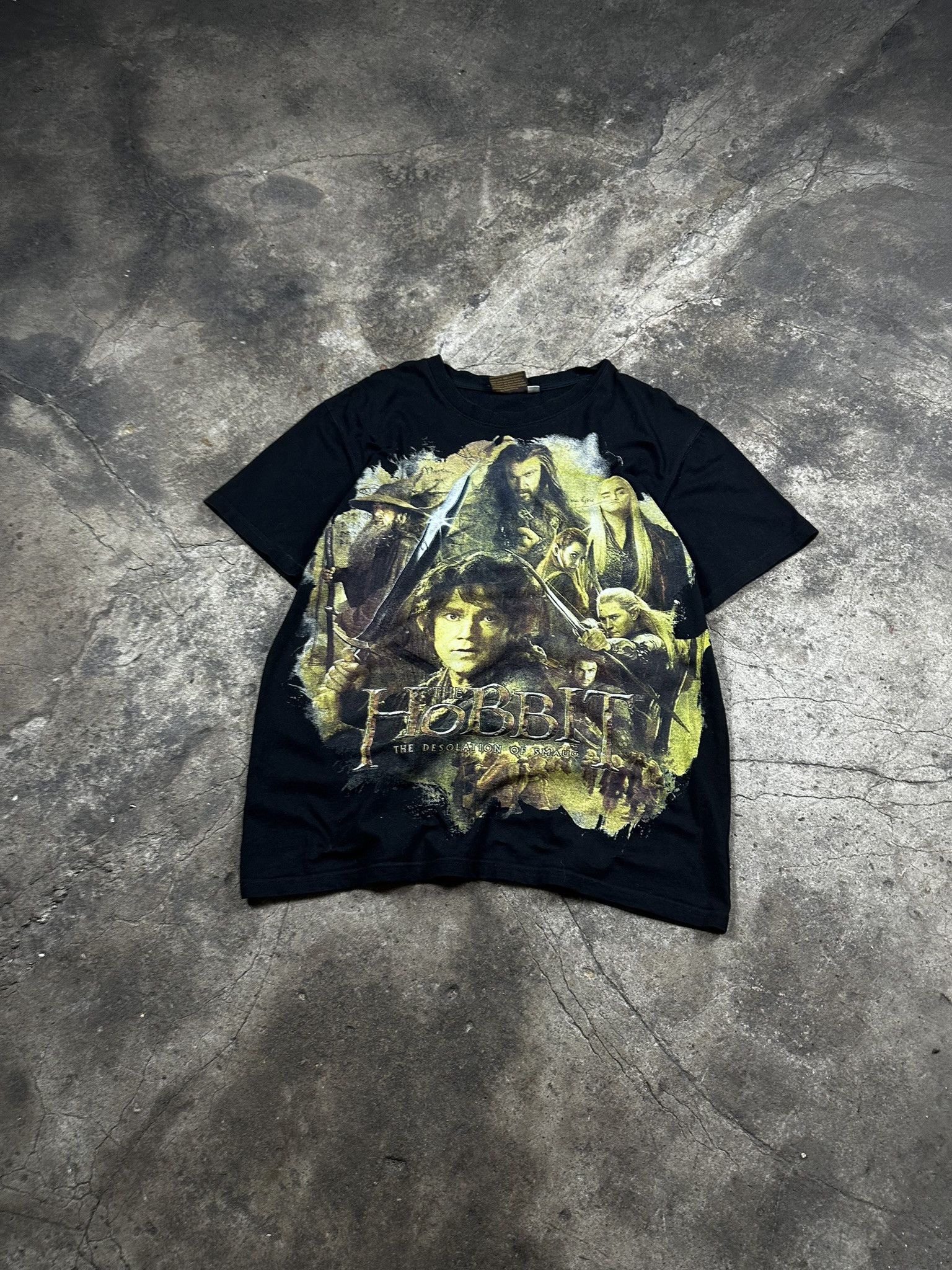 Vintage Hobbit The Desolation Of Smaug Fantasy Movie T-shirt