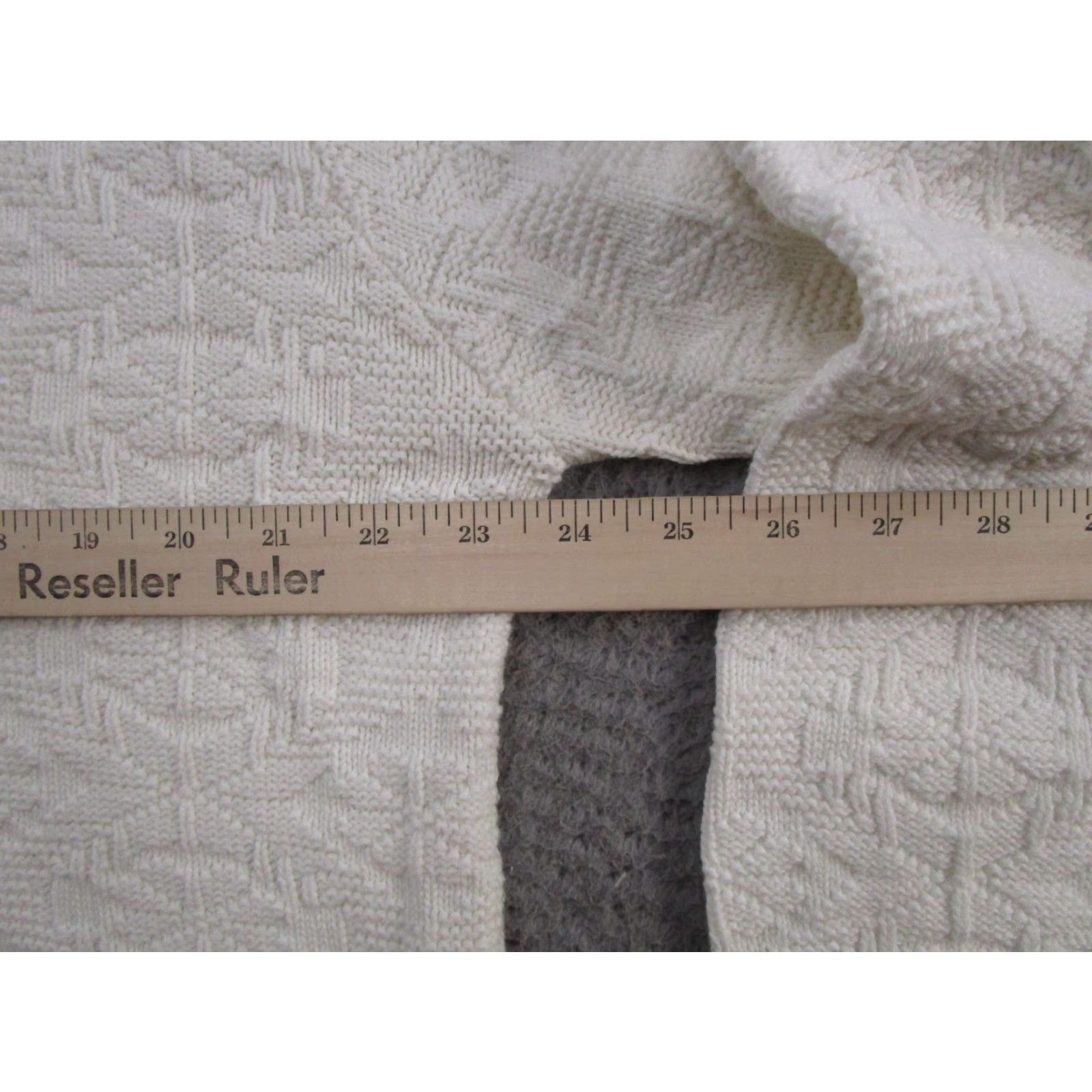 Vintage Cabela's Knit Embroidered Snowman Pullover Sweater Women L White Cotton Knit Winter Fall Pullover Mens Womens Girls Boys 90s Retro Theme Size L / US 10 / IT 46 - 7 Thumbnail