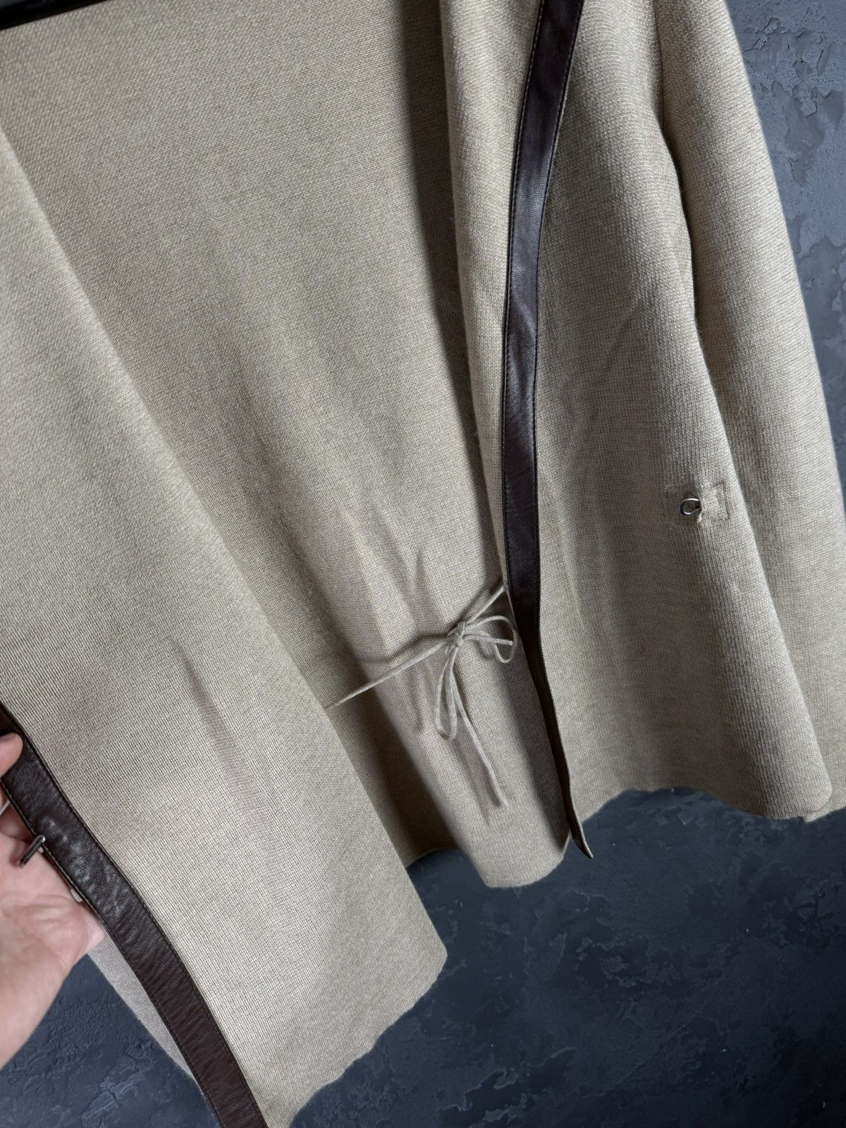 Tom Ford Tom Ford Women’s Cashmere Sweater Cardigan Size S Size S / US 4 / IT 40 - 10 Thumbnail