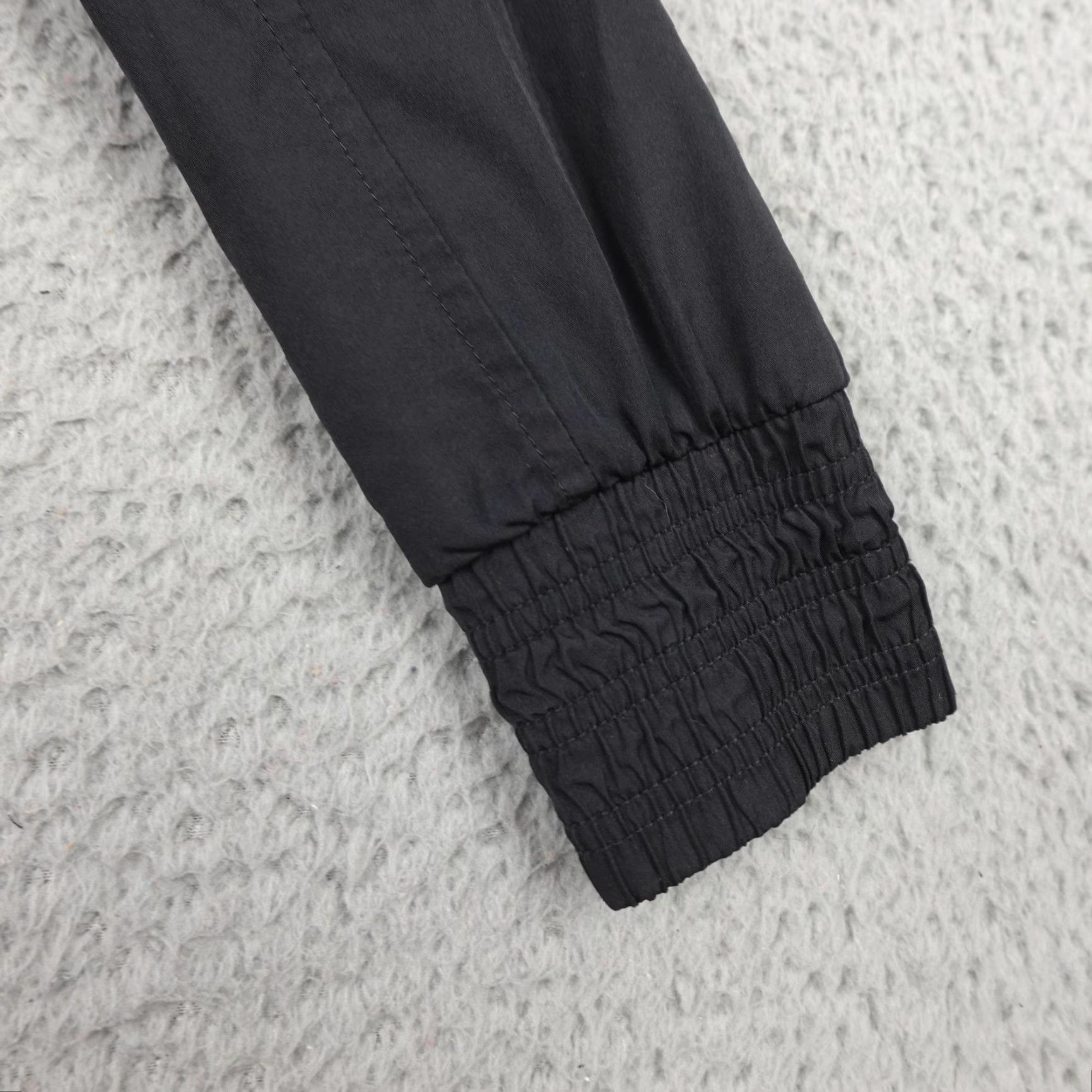 Nike Nike Track Jacket Ladies Small Black Athletic Running Full Zip Lightweight Size S / US 4 / IT 40 - 6 Thumbnail