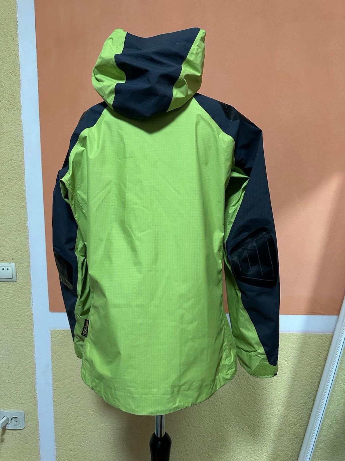 Mammut Mammut Light Jacket Pro Shell Gore-Tex Sz L Size US L / EU 52-54 / 3 - 9 Thumbnail
