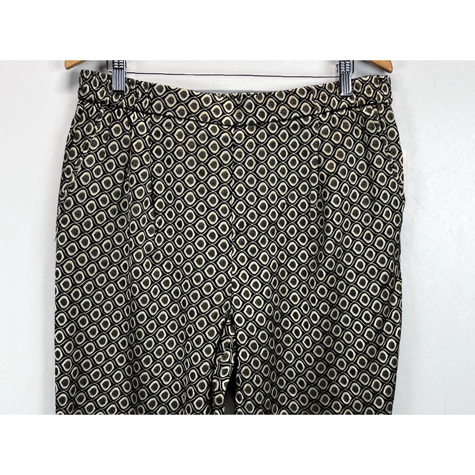 Anthropologie Anthropologie Larkin Jacquard Tapered Pants Sz L Black Gold Pull On Women Size 36" / US 14 / IT 50 - 2 Thumbnail