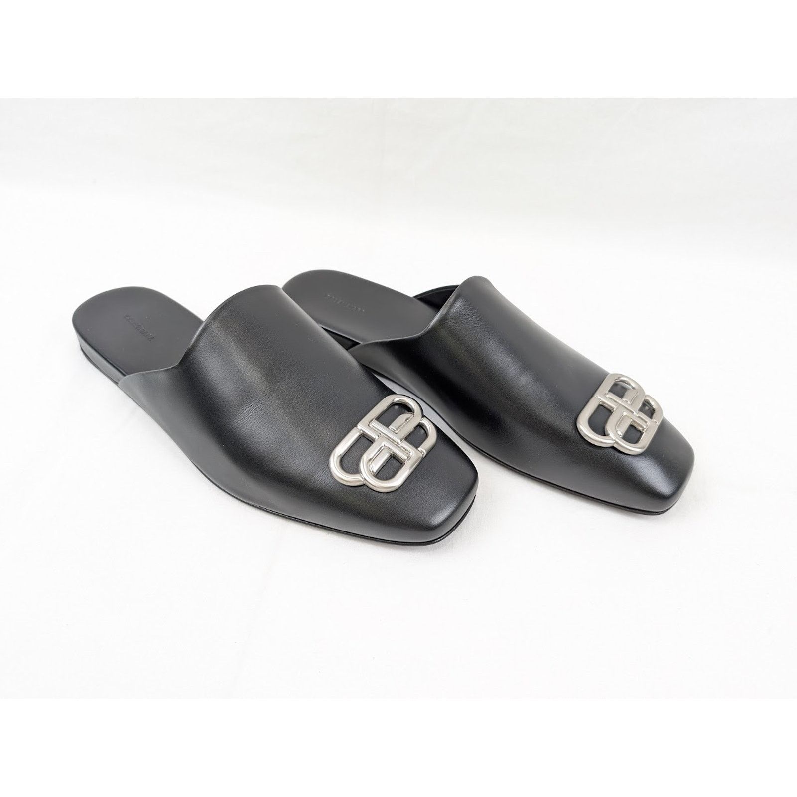 Balenciaga o1rshd1 Q:3 / Cosy BB Mules in Black/Nikel Size US 10 / EU 43 - 12 Thumbnail