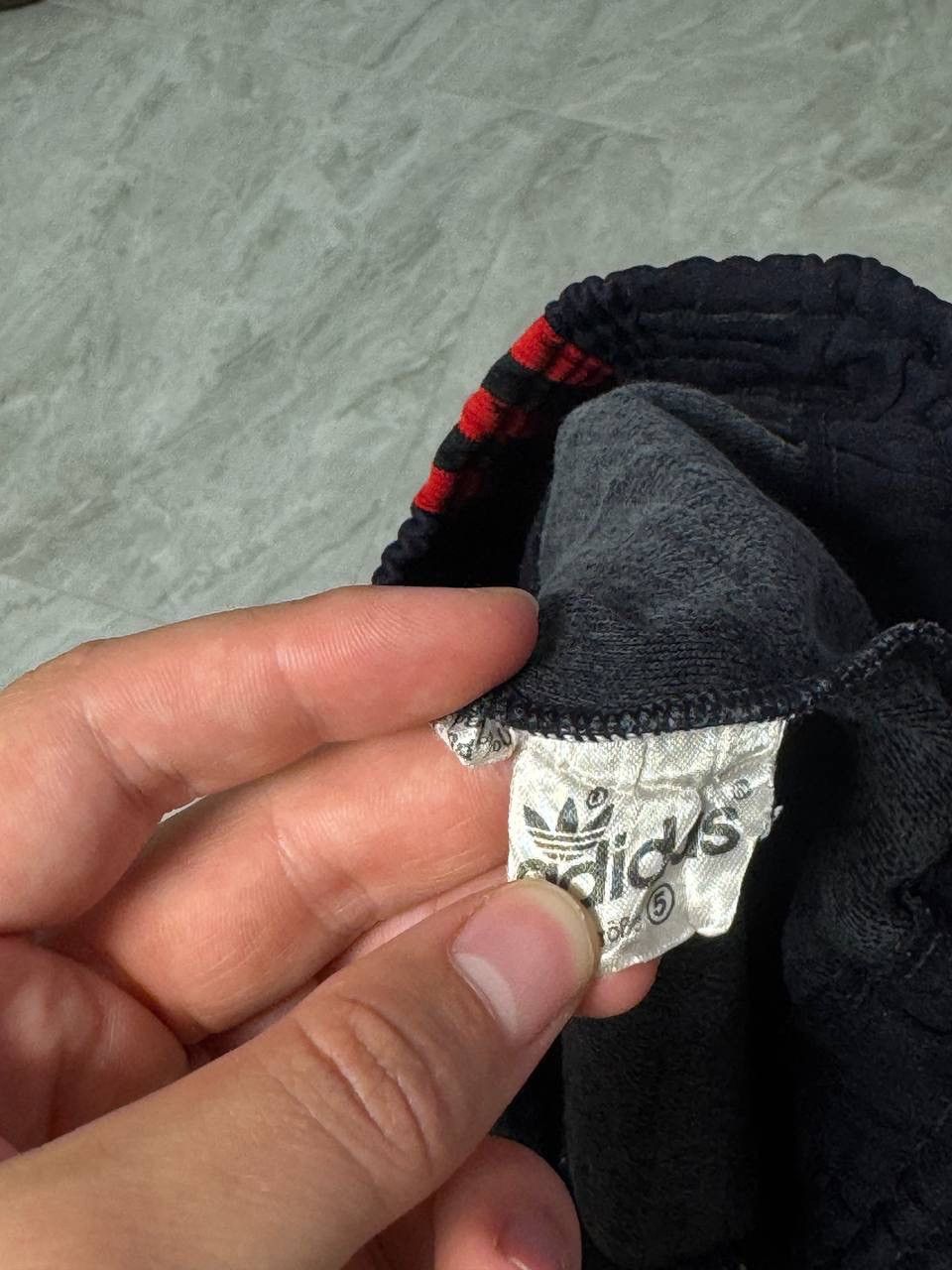 Adidas Vintage Adidas Shorts Made In Germany Size US 34 / EU 50 - 6 Thumbnail