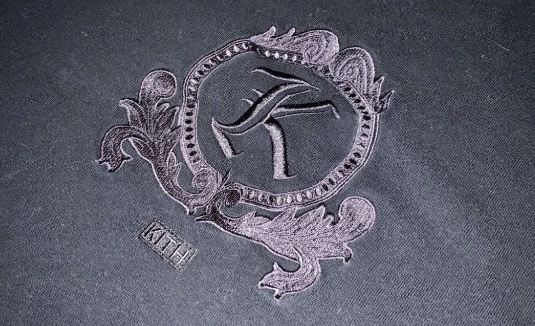 Kith KITH Embroidered Gothic Crest Black Tee Shirt Mens Medium Size US M / EU 48-50 / 2 - 4 Thumbnail