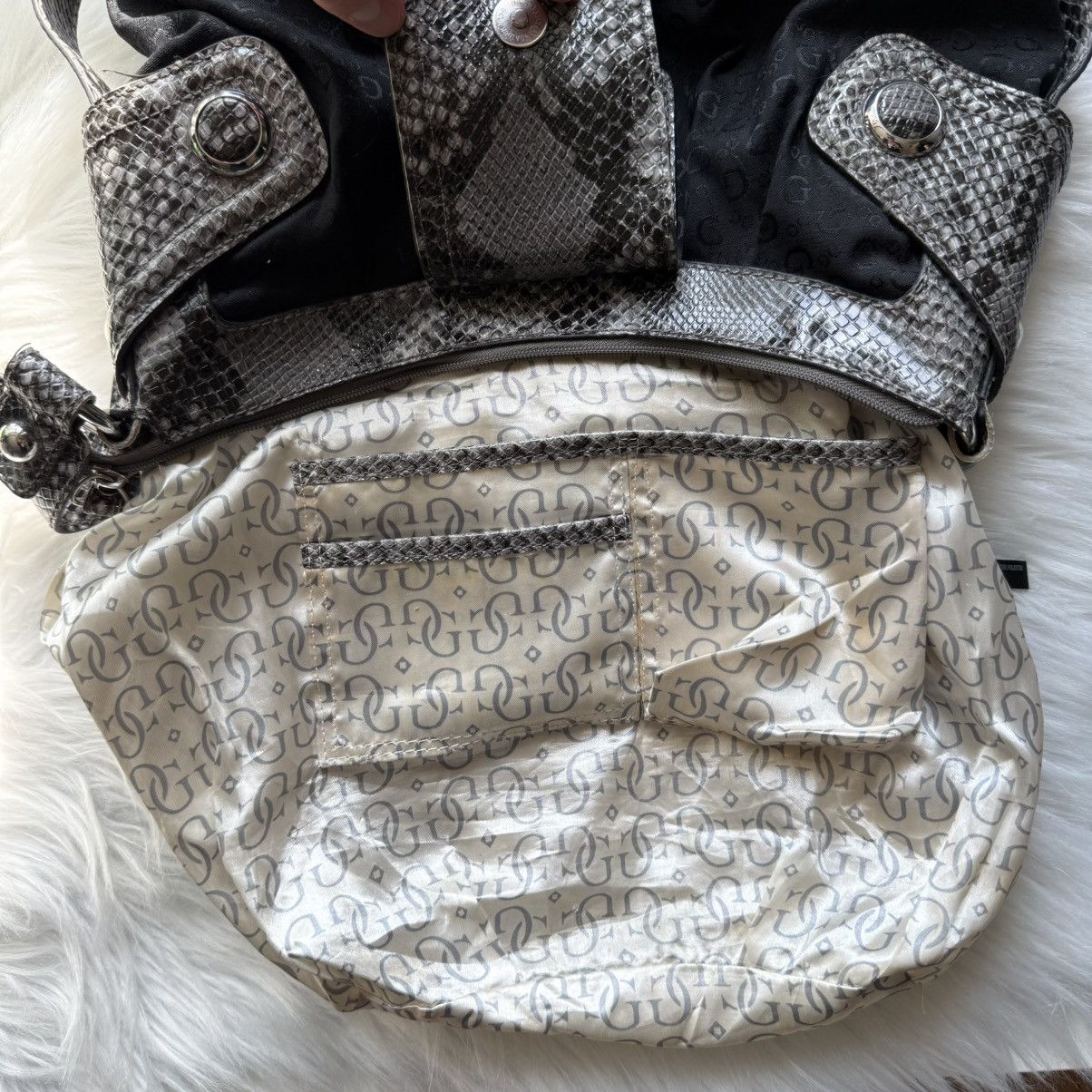 Guess 📌 Vintage Guees Monogram Y2K Juicy Vibe Handbag Size ONE SIZE - 19 Thumbnail