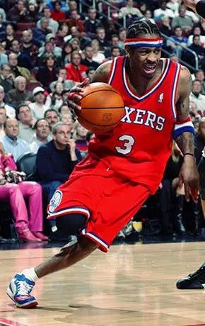 Mitchell & Ness Allen Iverson Jersey Size US M / EU 48-50 / 2 - 9 Thumbnail
