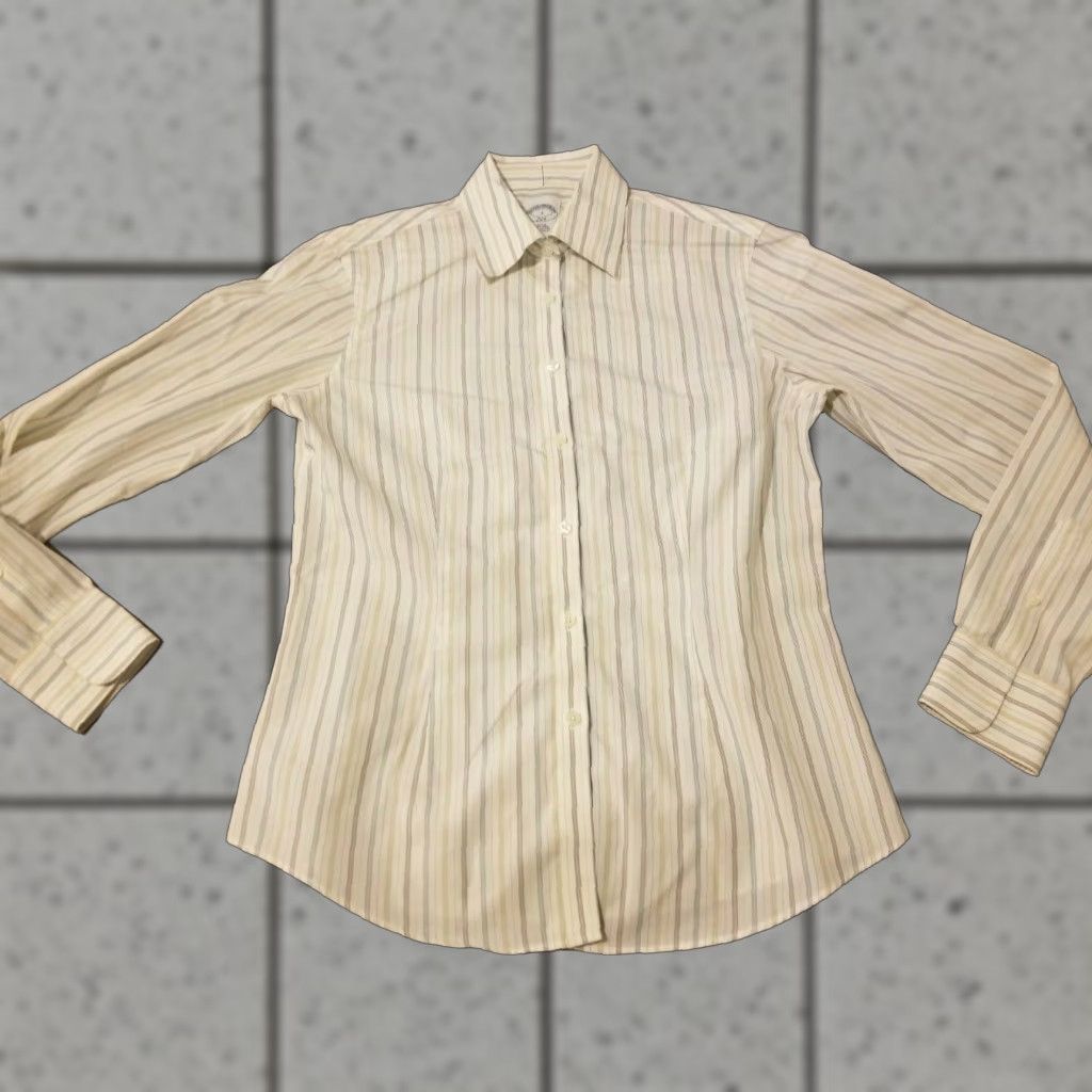 Brooks Brothers Womens Brooks Brothers Dress Shirt Blouse Beige Cotton Button Shirt Size 2 Womens Size XS / US 0-2 / IT 36-38 - 1 Thumbnail