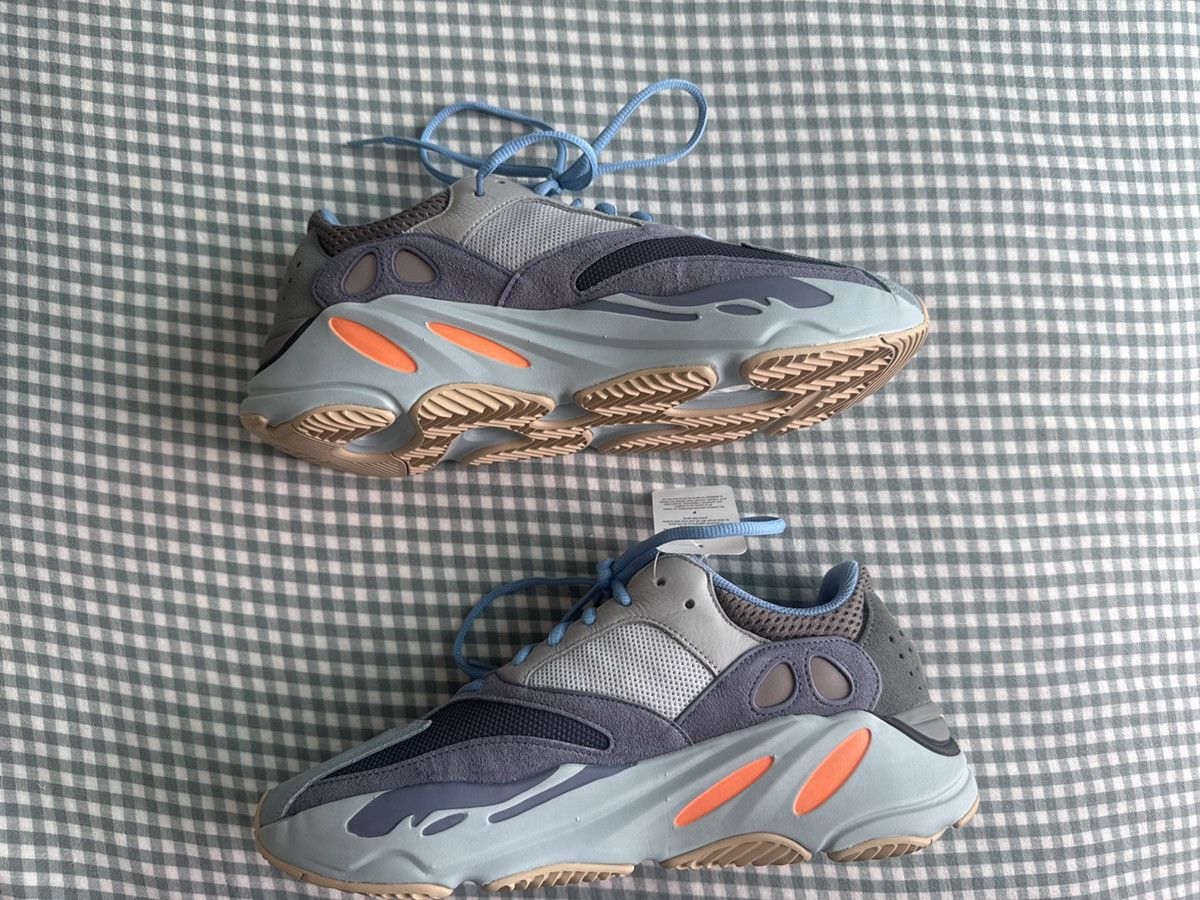 Yeezy yezzy boost 700 Size US 10.5 / EU 43-44 - 6 Thumbnail