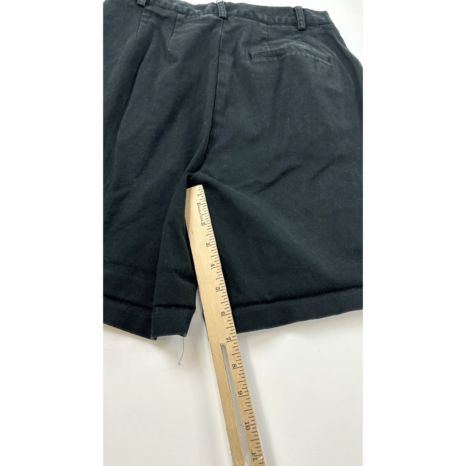 Callaway VINTAGE Callaway Shorts Womens 26 Black Bermuda Golf Twill Cotton Spandex Nordstrom Suitability: Golf Womens Size 26" / US 2 / IT 38 - 6 Thumbnail