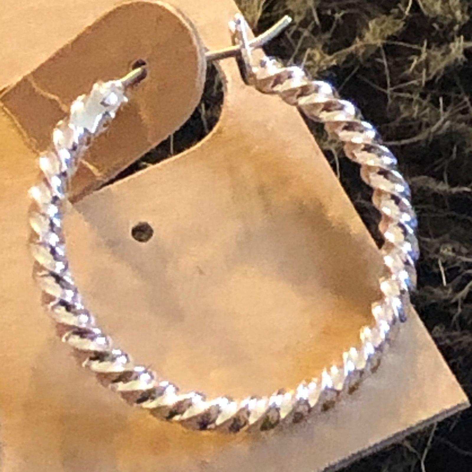 Jewelry Shiny silver plated twisted hoop earrings Size ONE SIZE - 3 Thumbnail