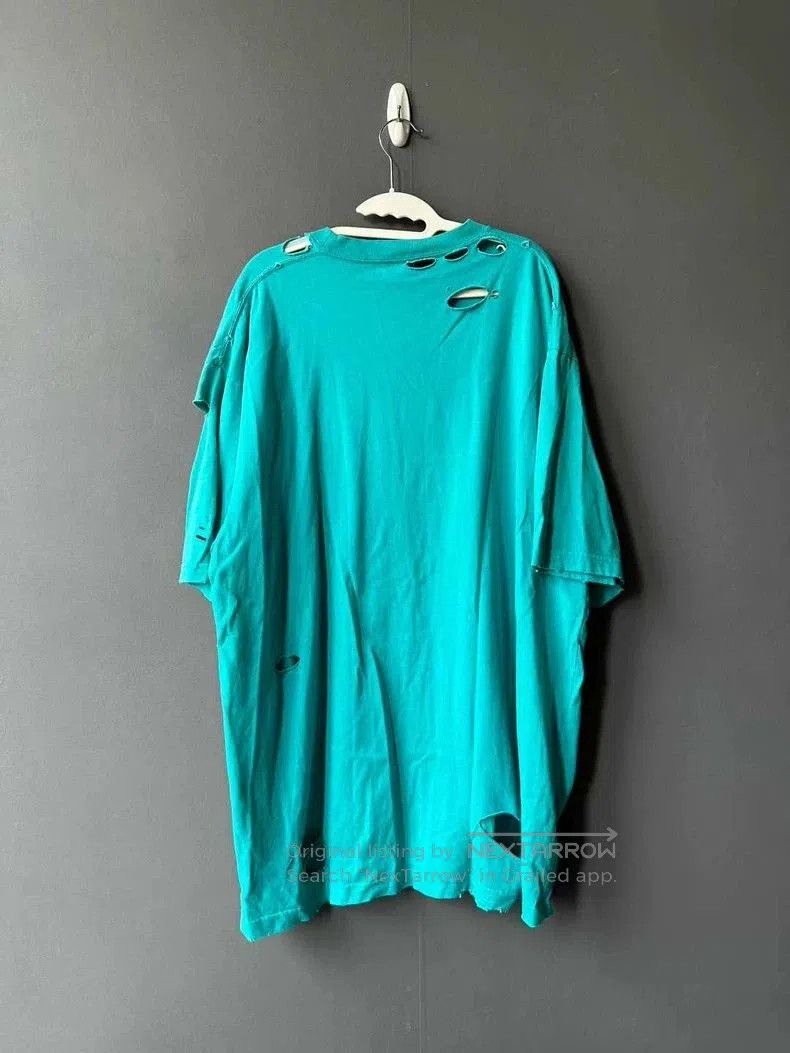 Balenciaga Balenciaga Distressed Logo Short Sleeve Tee. Size US S / EU 44-46 / 1 - 2 Thumbnail