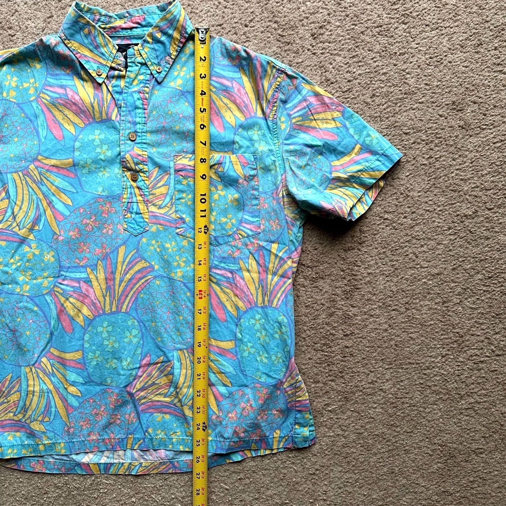Chubbies Chubbies Button Down Shirt Mens Small Short Sleeve The Nutter Pineapples Bright Size US S / EU 44-46 / 1 - 7 Thumbnail