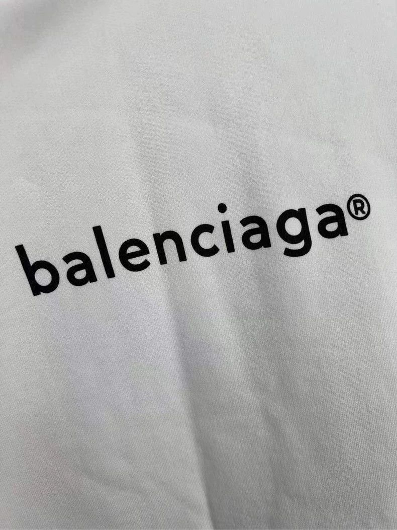 Balenciaga Balenciaga Letter LOGO Hoodie Size US S / EU 44-46 / 1 - 3 Thumbnail