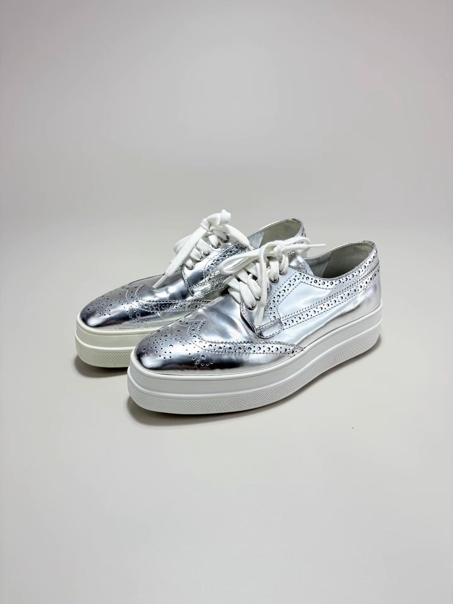 Prada PRADA Cutout Embroidered Platform Shoes K1 Size US 5 / IT 35 - 1 Thumbnail