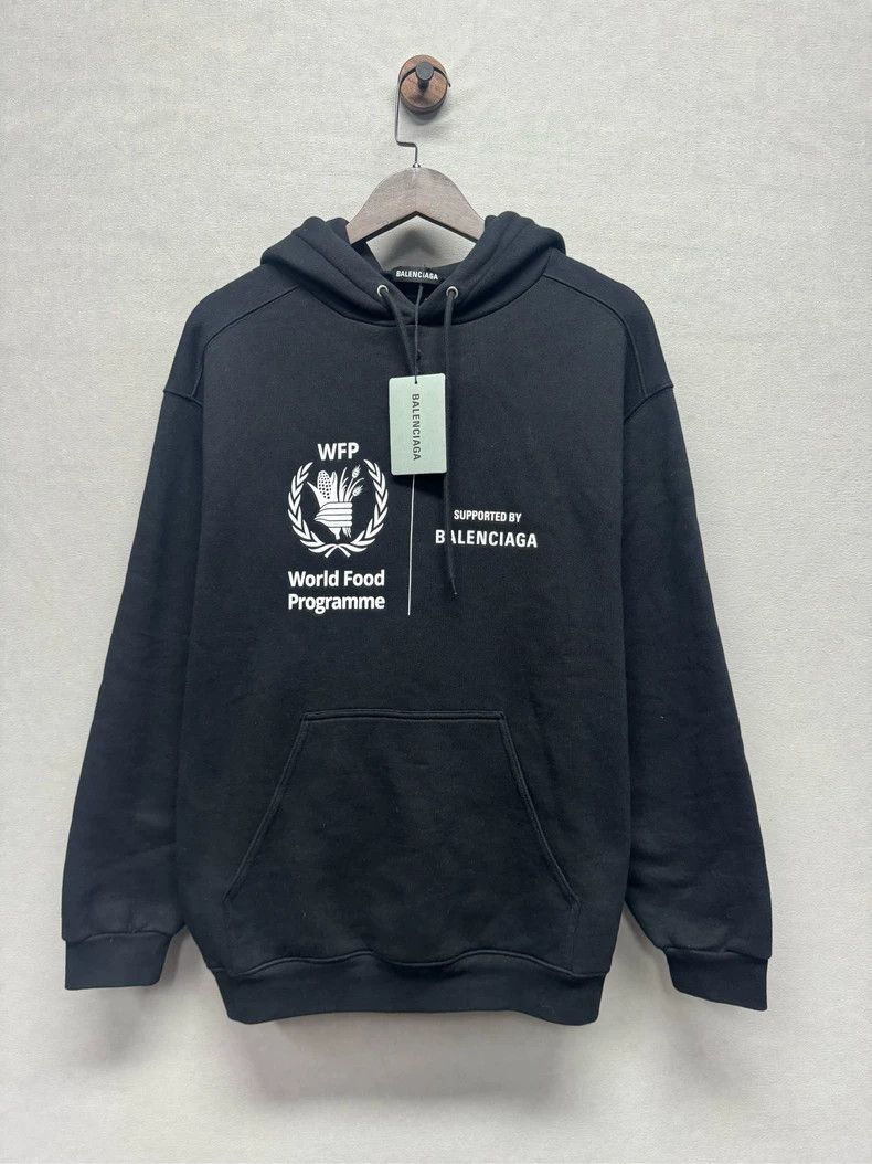 Balenciaga Balenciaga Wfp joint black wheat hat sweater Size US S / EU 44-46 / 1 - 1 Thumbnail