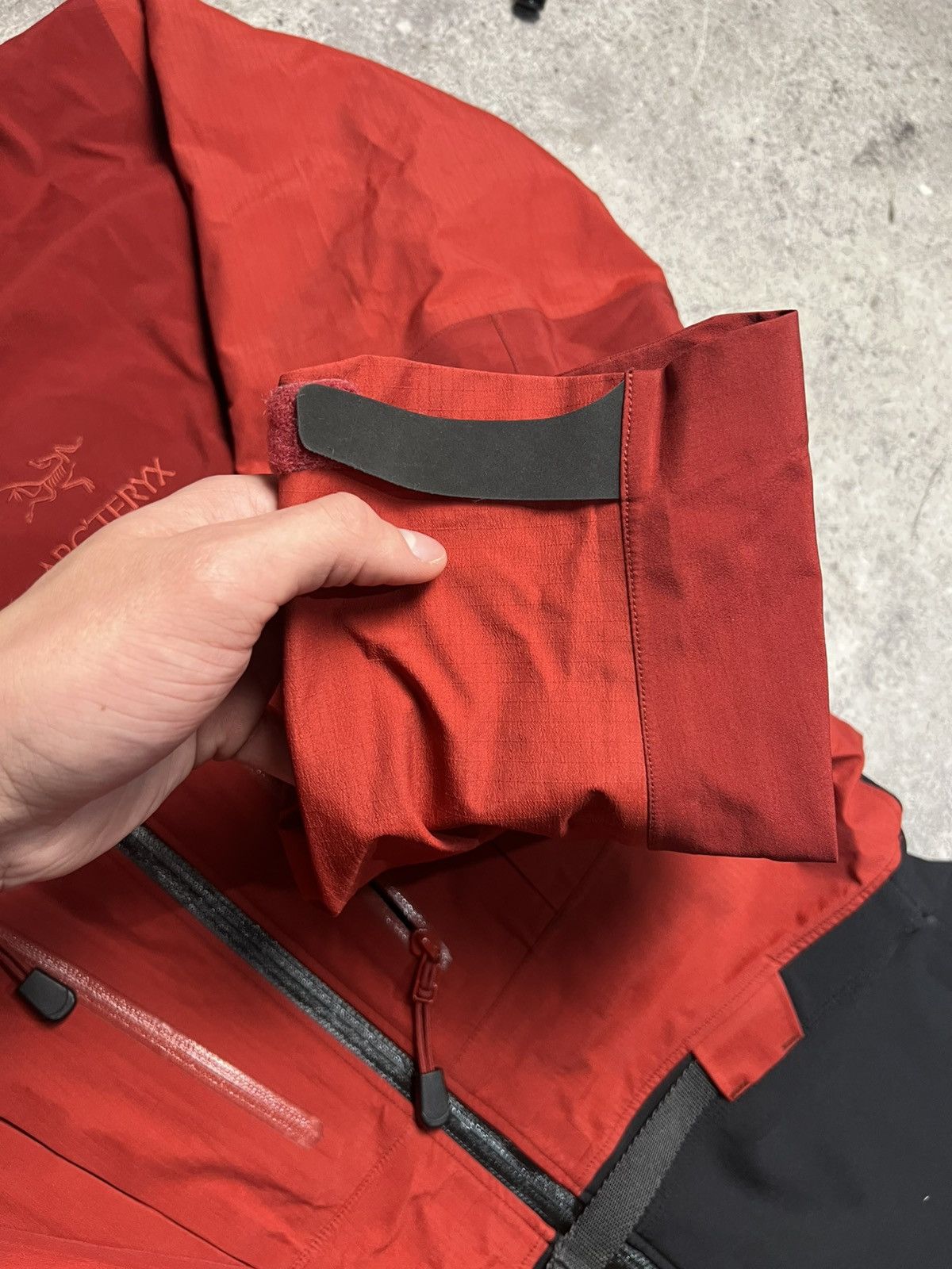 Arc'teryx Vintage Arcteryx Alpha Goretex Full Ski Suit Size M Size US M / EU 48-50 / 2 - 8 Thumbnail