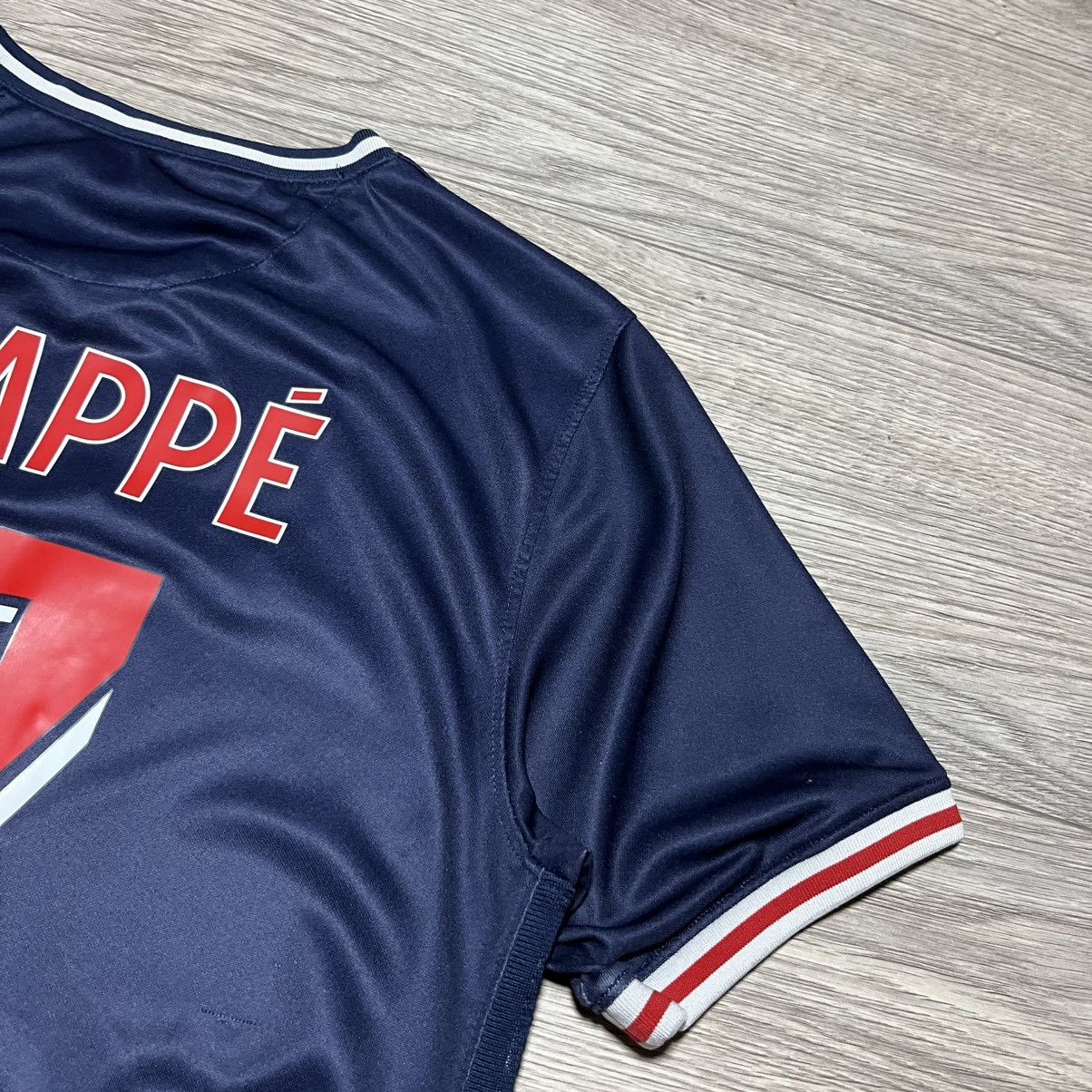 Nike Paris Saint Garment Mbappe #7 Nike Jersey PSG Size US S / EU 44-46 / 1 - 11 Thumbnail