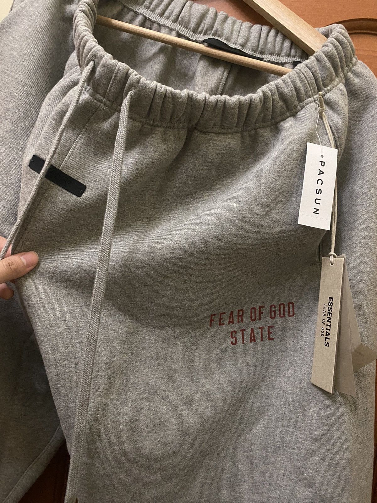 Essentials Fear of God Essentials Sweatpants Size 33" - 4 Thumbnail