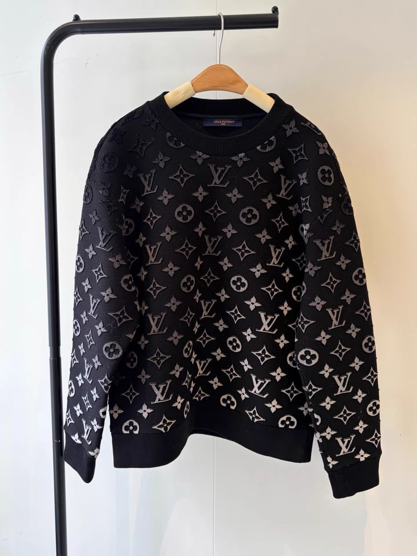 Louis Vuitton LV 23S logo space cotton sweatshirt XS mint Size US XS / EU 42 / 0 - 3 Thumbnail