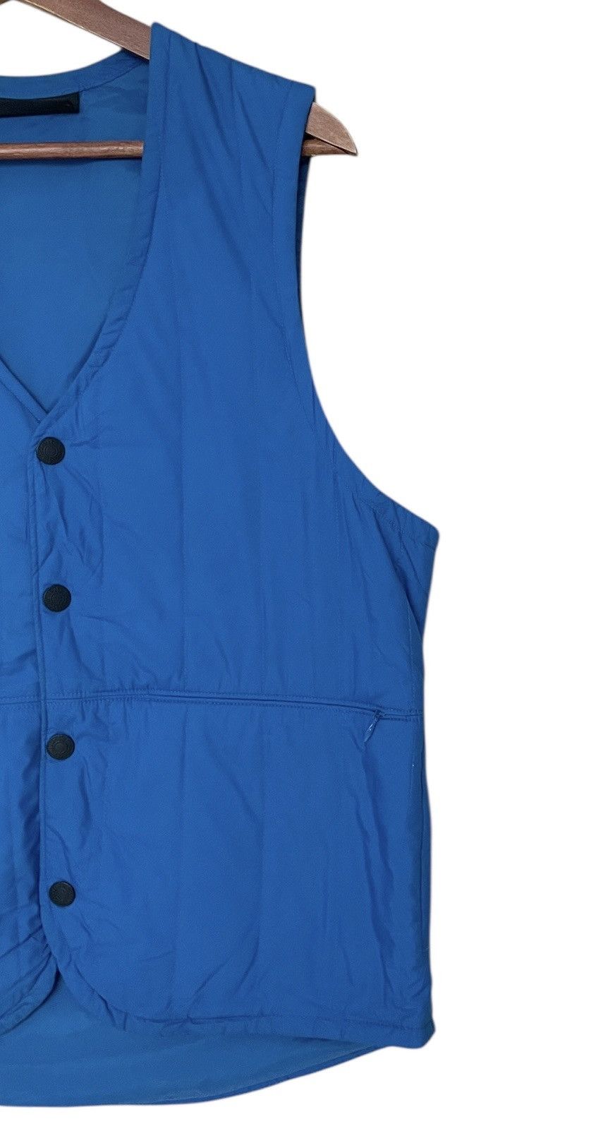 Levi's × Vintage Vintage Brand Levis Thermore Nylon Vests 2000s Size US S / EU 44-46 / 1 - 6 Thumbnail