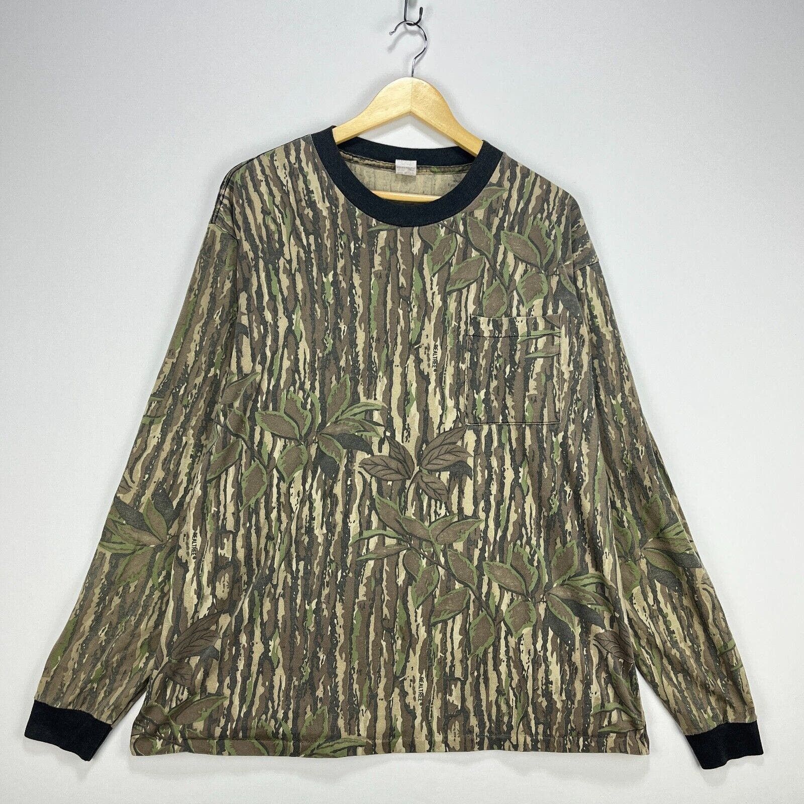 image of Realtree x Vintage 90's Real Tree Camo Long Sleeve Shirt 3Xl, Men's (Size 2XL)