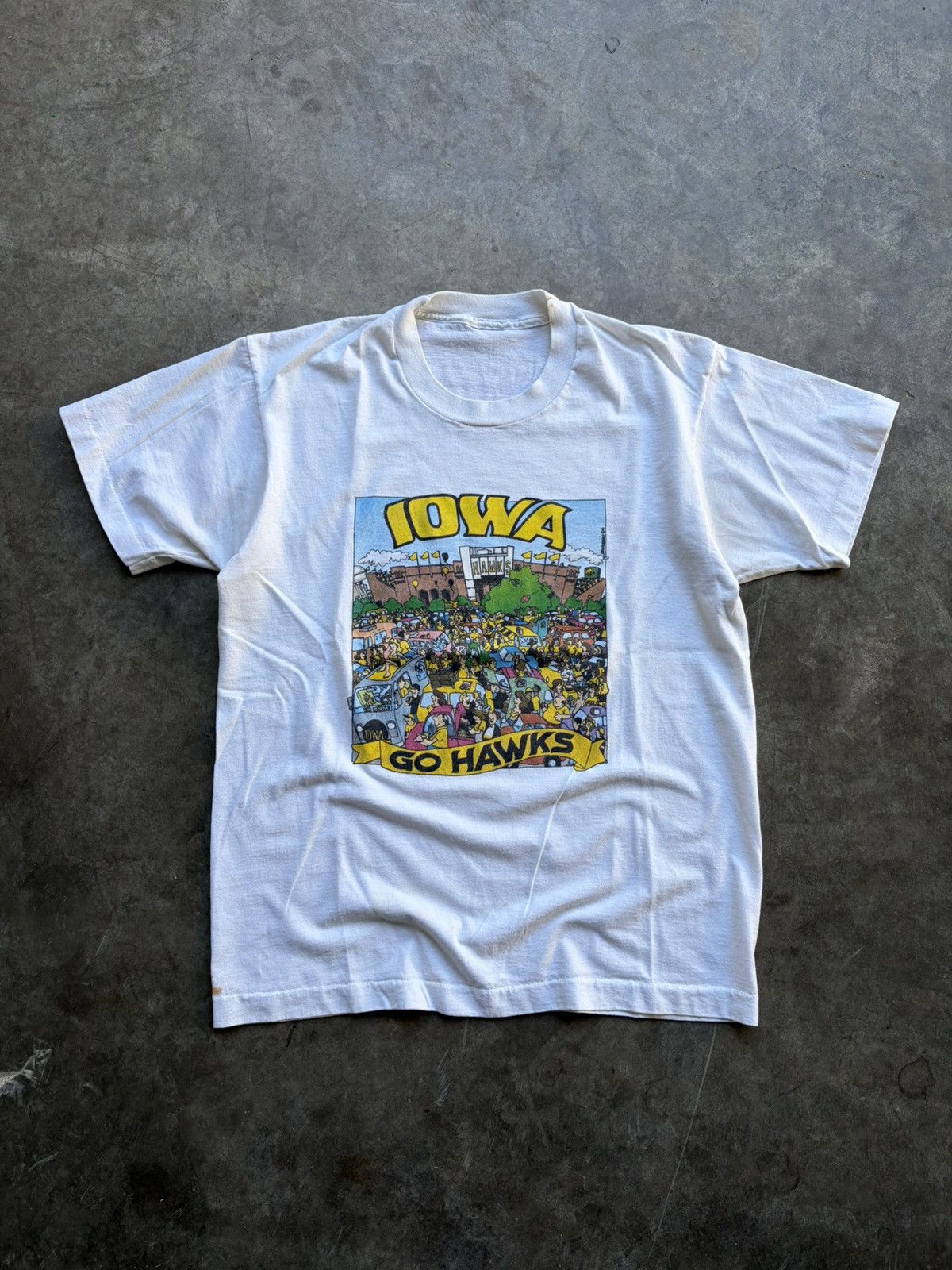 NCAA Vintage 1990’s University of Iowa Hawkeyes Art Cartoon Tee Size US L / EU 52-54 / 3 - 1 Thumbnail