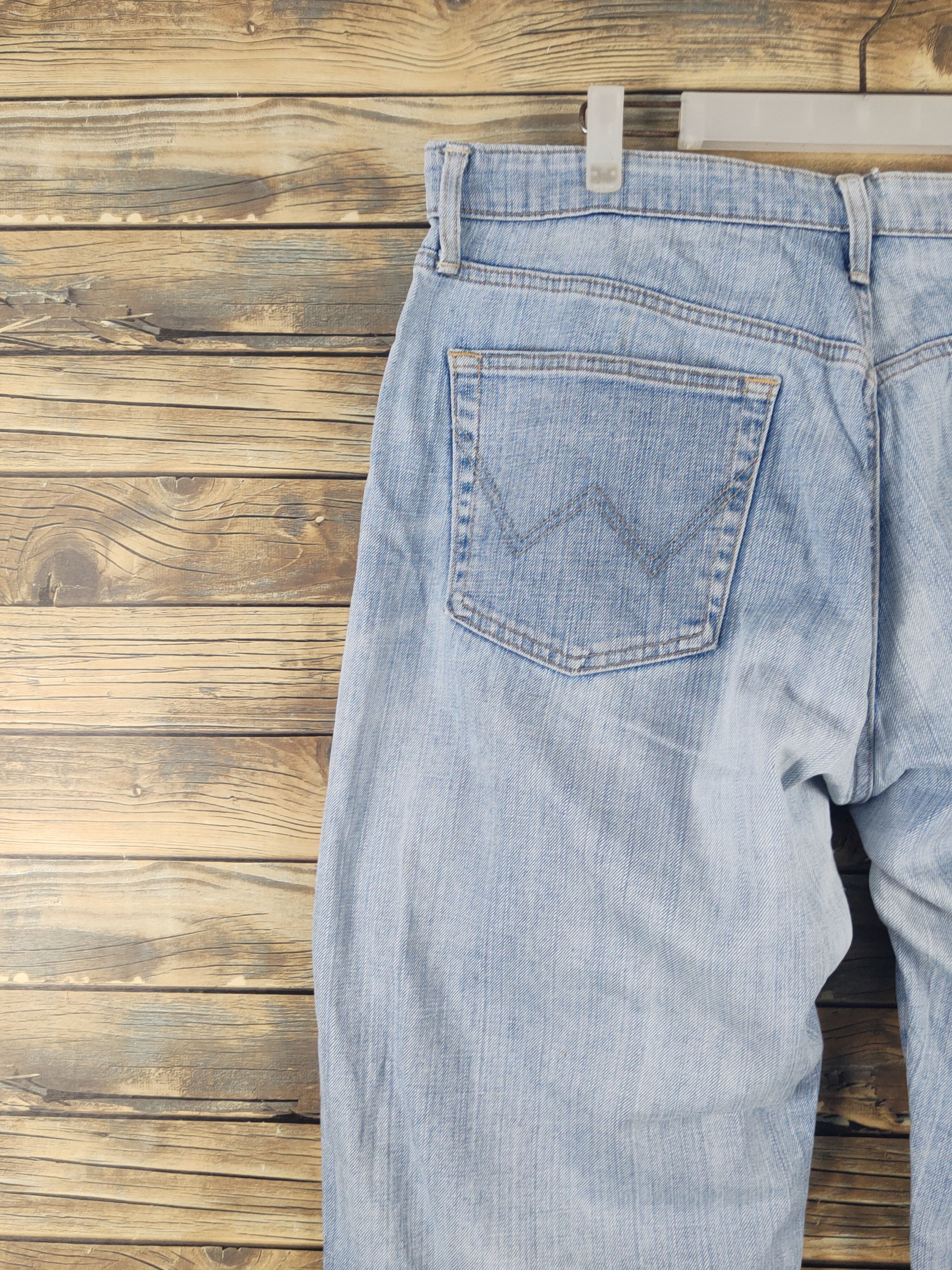 Edwin Edwin Light Blue Distressed Ripped denim Jeans #W1717 Size US 36 / EU 52 - 9 Thumbnail