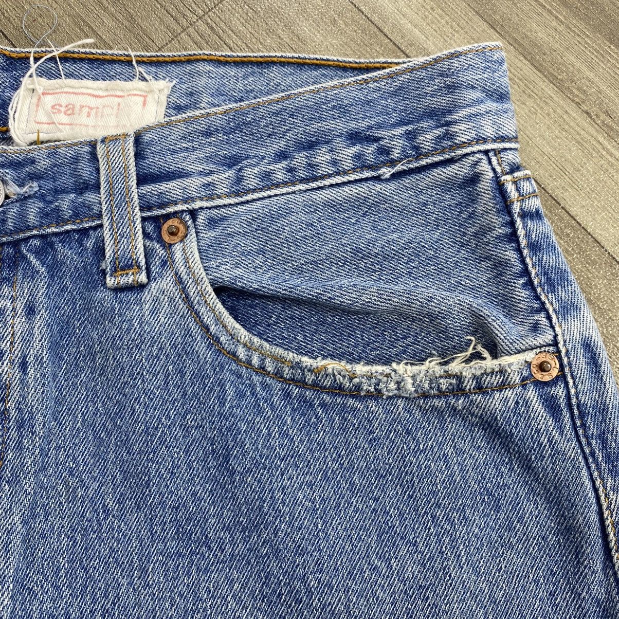 Levi's Vintage Clothing 1990s Vintage Levis 501 USA Sample Distressed Faded Jeans Size US 33 - 11 Thumbnail