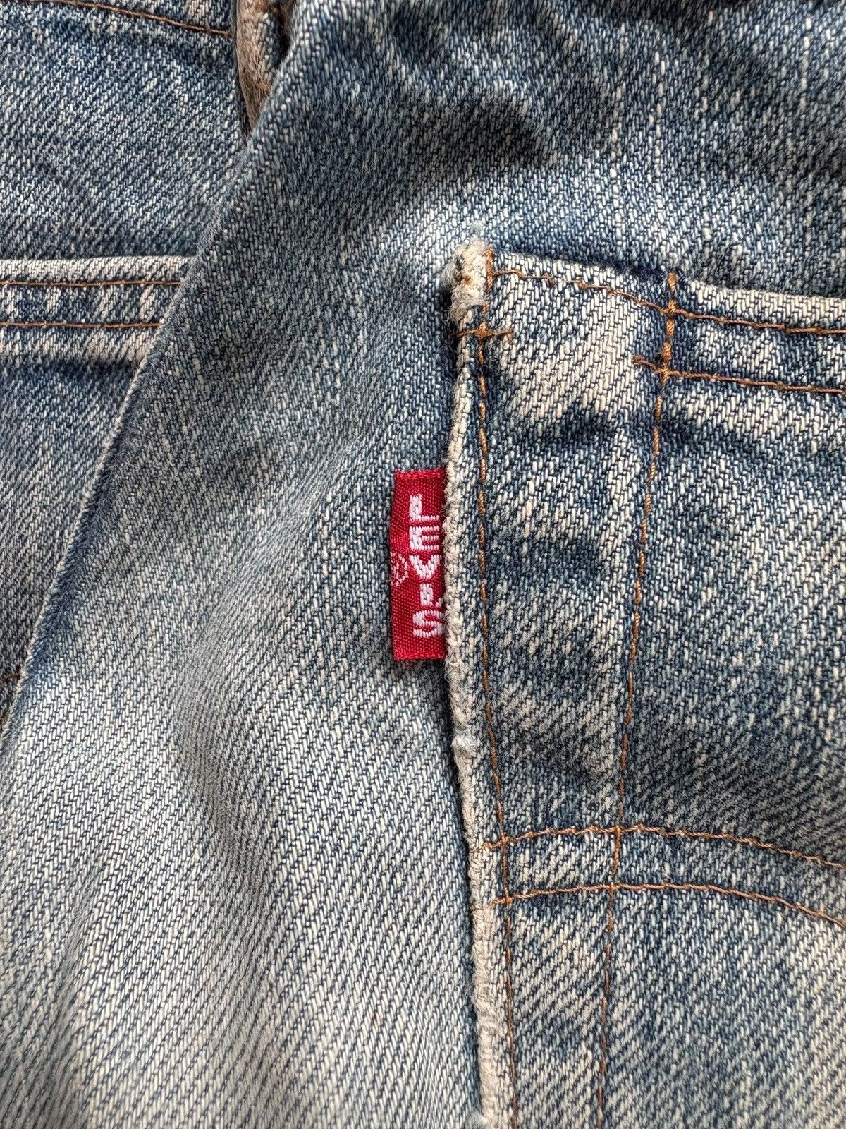 Levi's Vintage 80s Levis 502XX Big E Selvedge Distress Loose Jean Size US 28 / EU 44 - 13 Thumbnail
