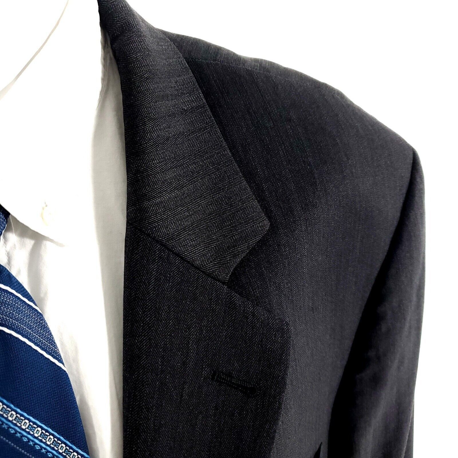 Jos. A. Bank Jos A Bank Signature Wool 2 Button 2 Piece Suit 44L Or Slim Size 44L - 2 Thumbnail