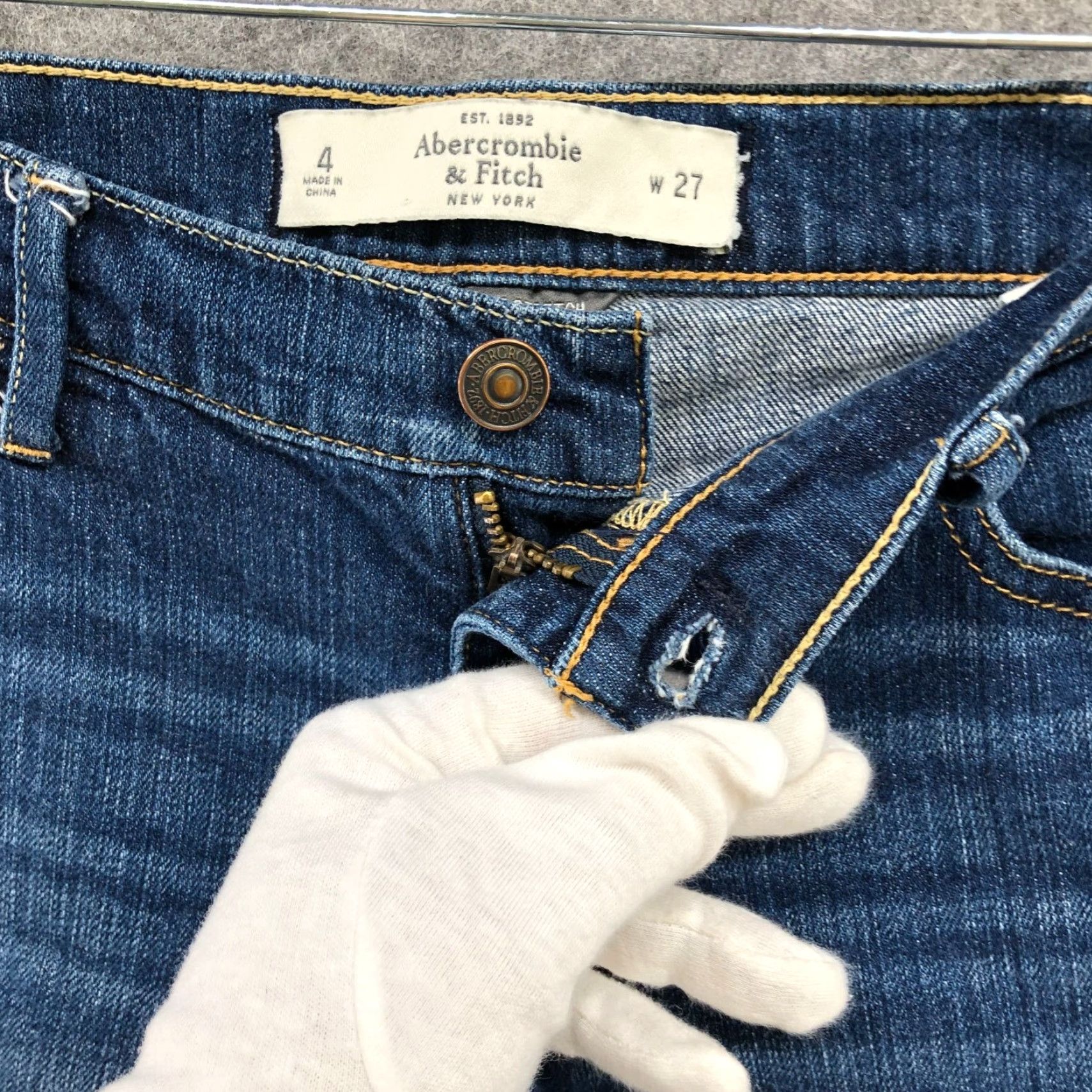 Abercrombie & Fitch VINTAGE Abercrombie & Fitch Jean Shorts Womens 27 Blue Stretch Low Rise Casual American Classic Size 27" / US 4 / IT 40 - 7 Thumbnail