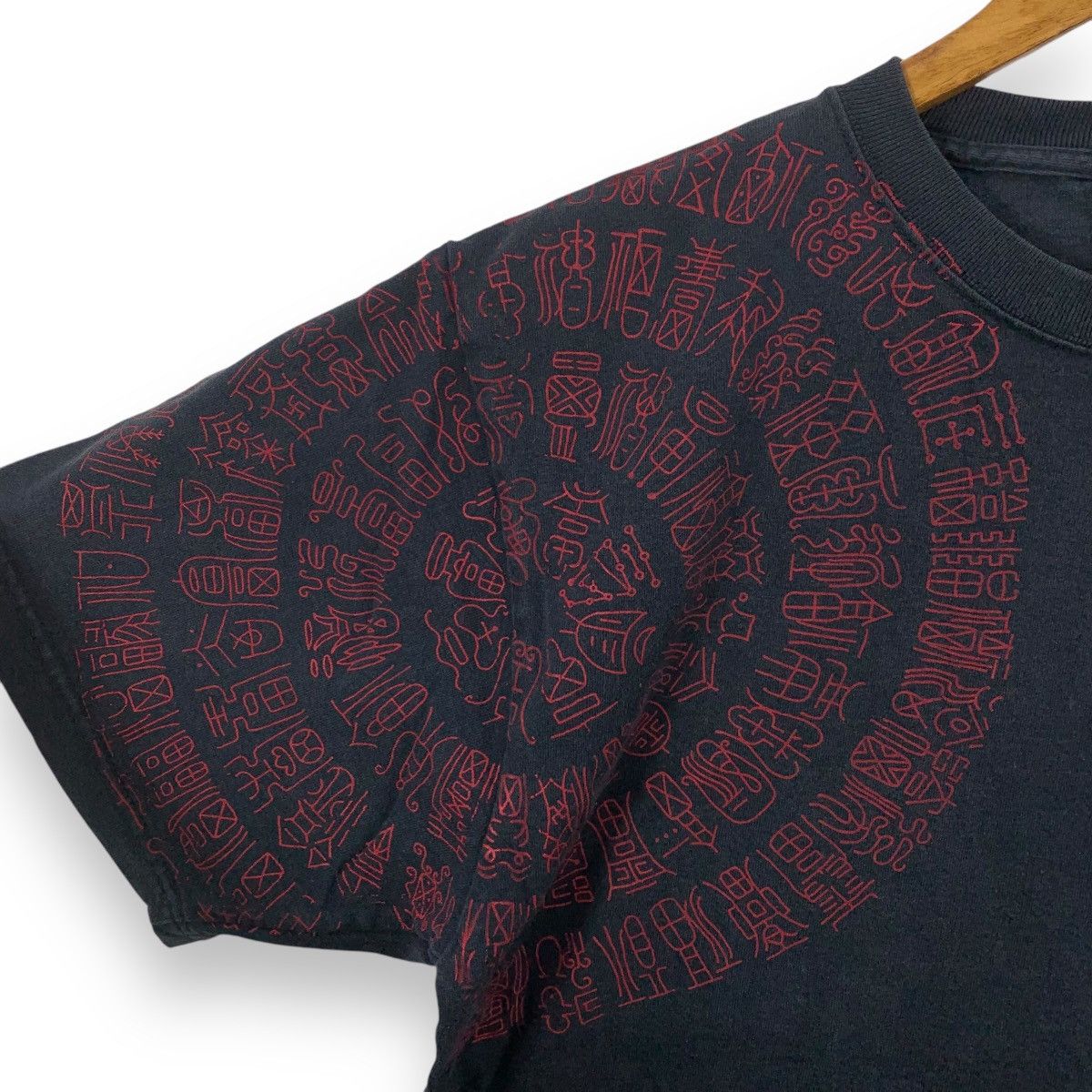 Japanese Brand Vintage JAPAN TRADITIONAL KARAKURI Goddess Dragon Tee Shirt Size US XL / EU 56 / 4 - 6 Thumbnail
