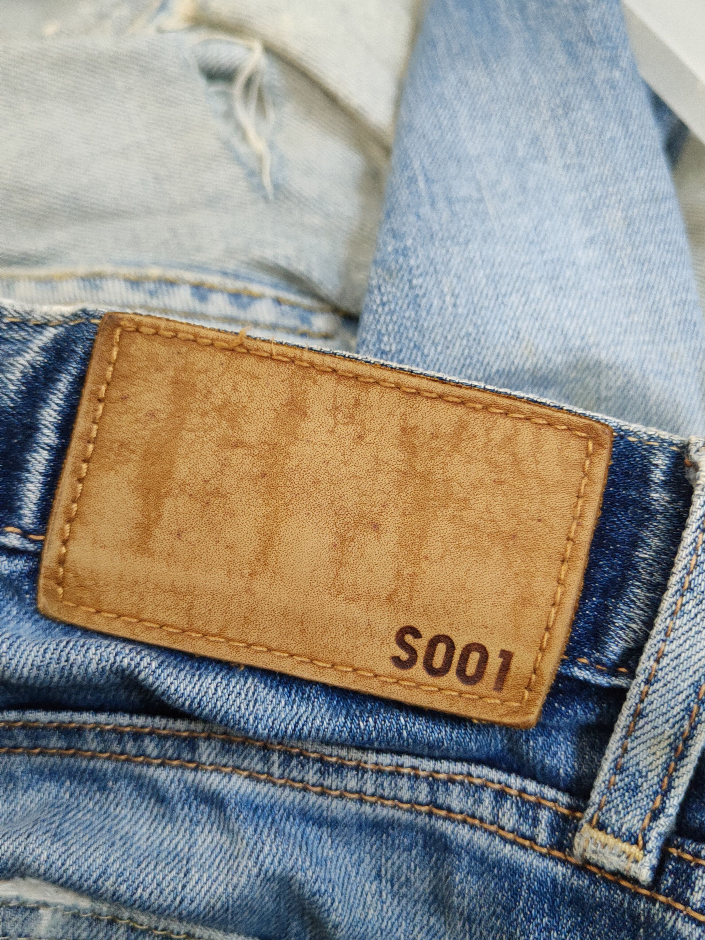 Japanese Brand Uniqlo Blue Distressed Ripped Jeans #W1491 Size US 29 - 12 Thumbnail