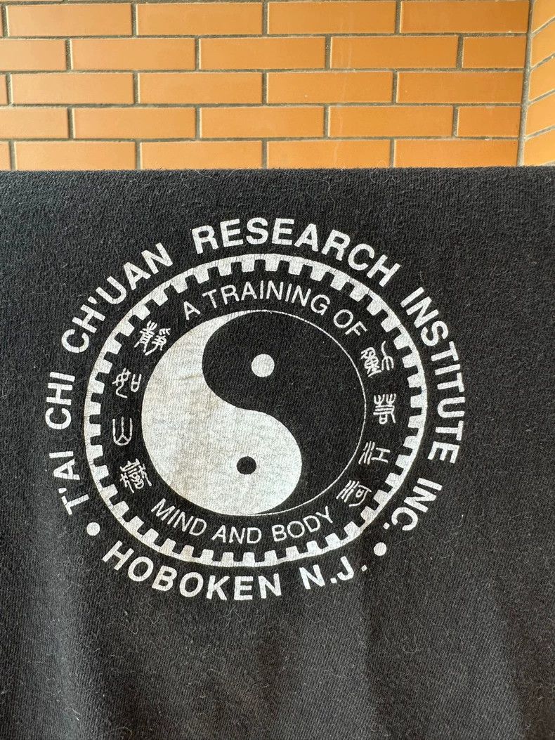Vintage VintageTee 90s Tai Chi Research Institute 2505-Nextarrow Size US L / EU 52-54 / 3 - 4 Thumbnail