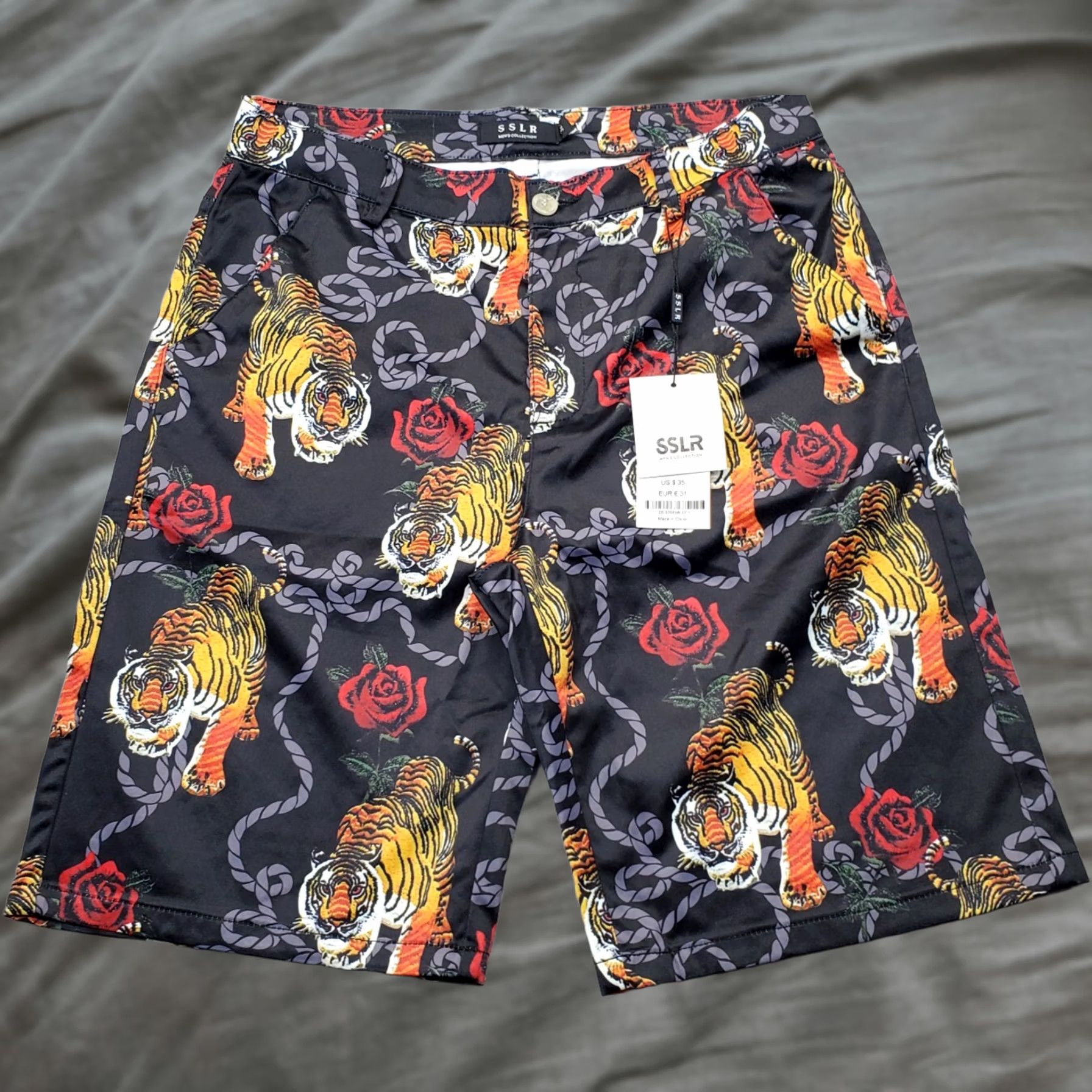 Vintage SSLR Collection Bermuda Shorts Mens 32 Multi Hawaiian Tiger Pocket Shirt Size US 32 / EU 48 - 1 Thumbnail